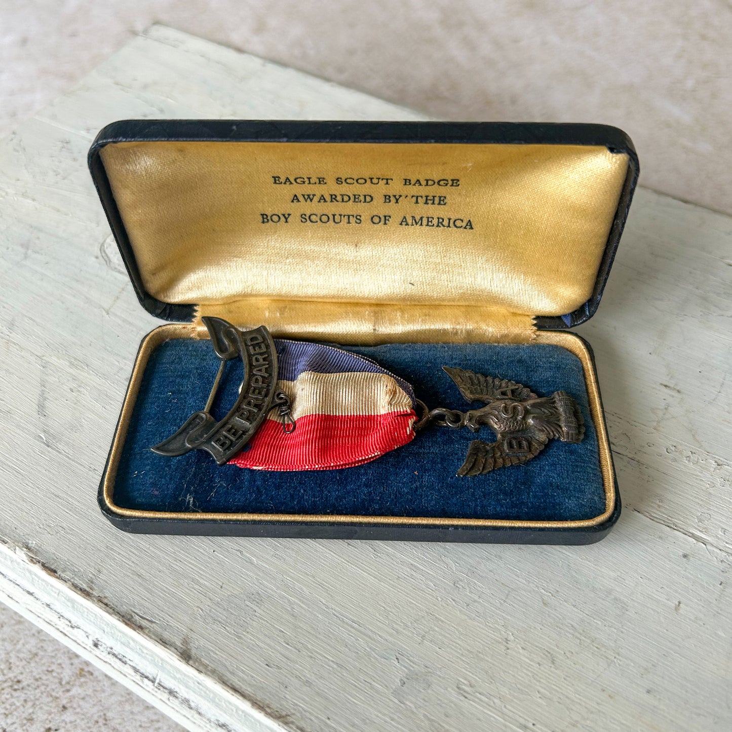 1930's RARE Robbins 2a Eagle Scout Medal with Presentation Box