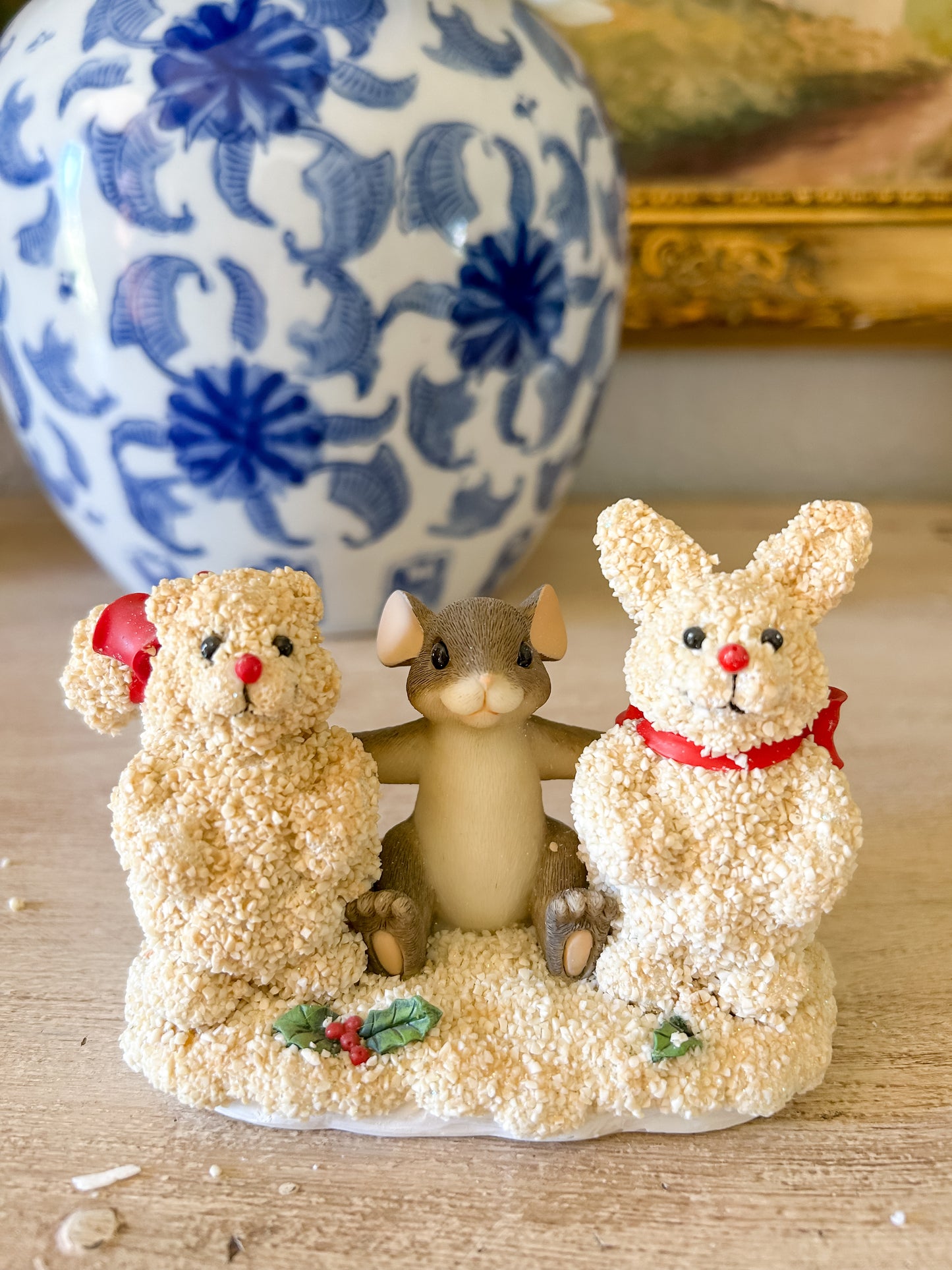 Charming Tails Figurine "Frosty Friends"