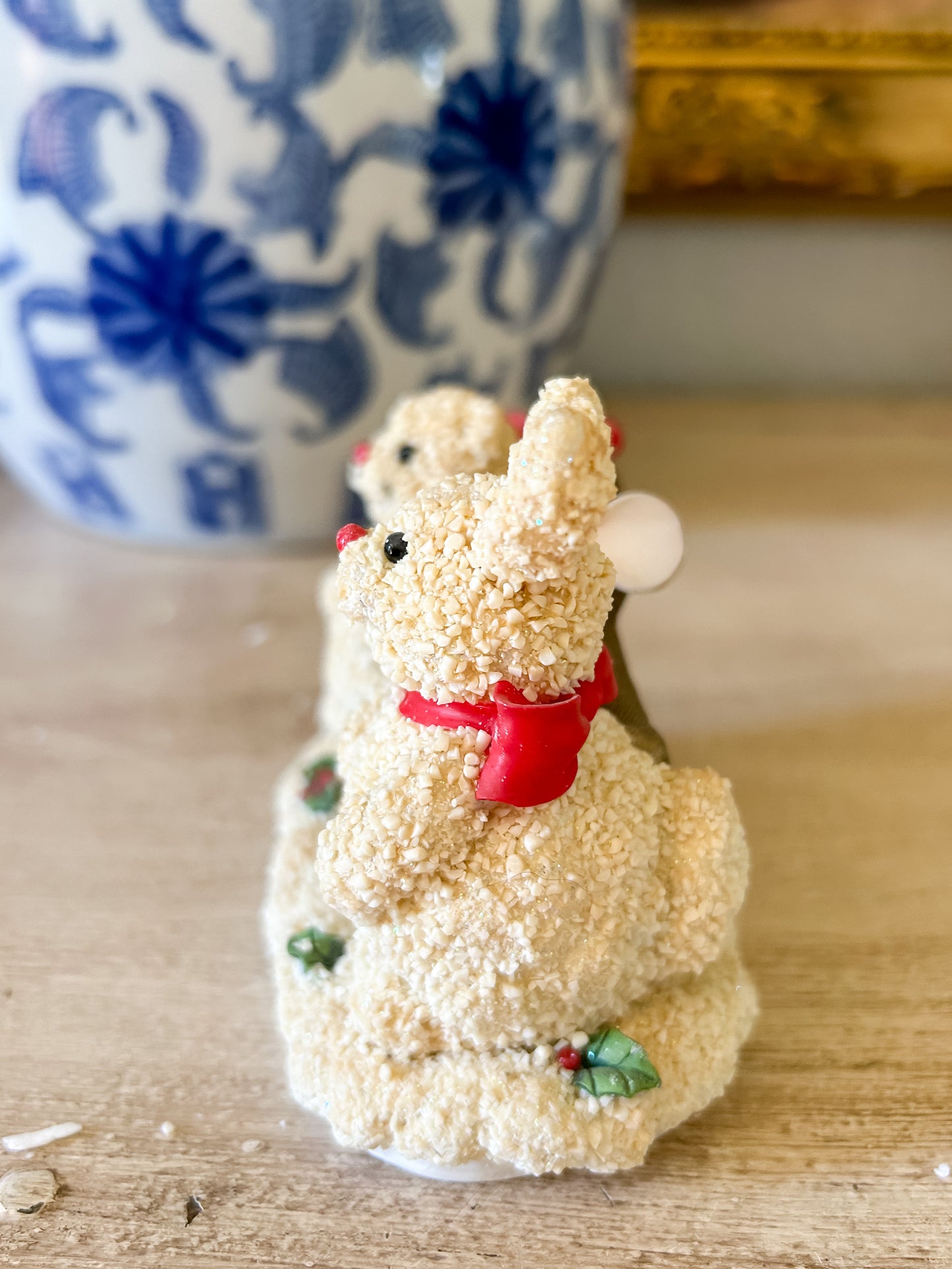 Charming Tails Figurine "Frosty Friends"