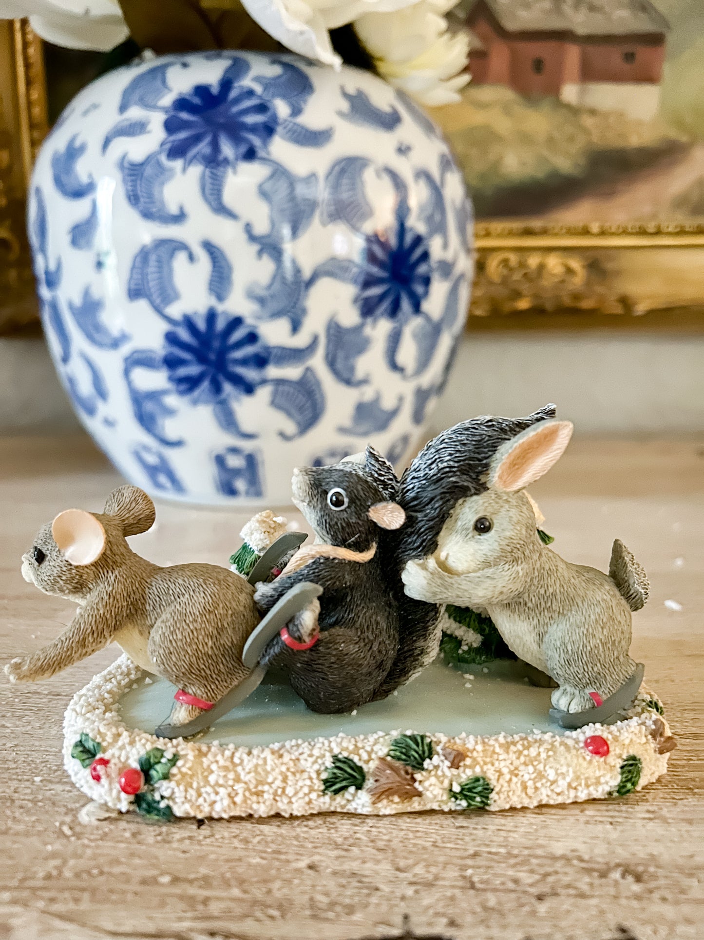 Charming Tails Figurine "Skating Party"