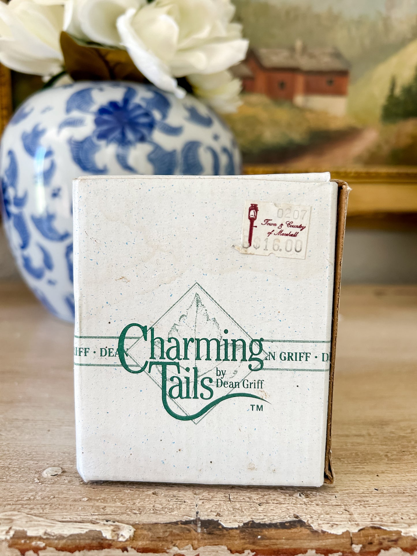 Charming Tails Figurine "Town Crier"