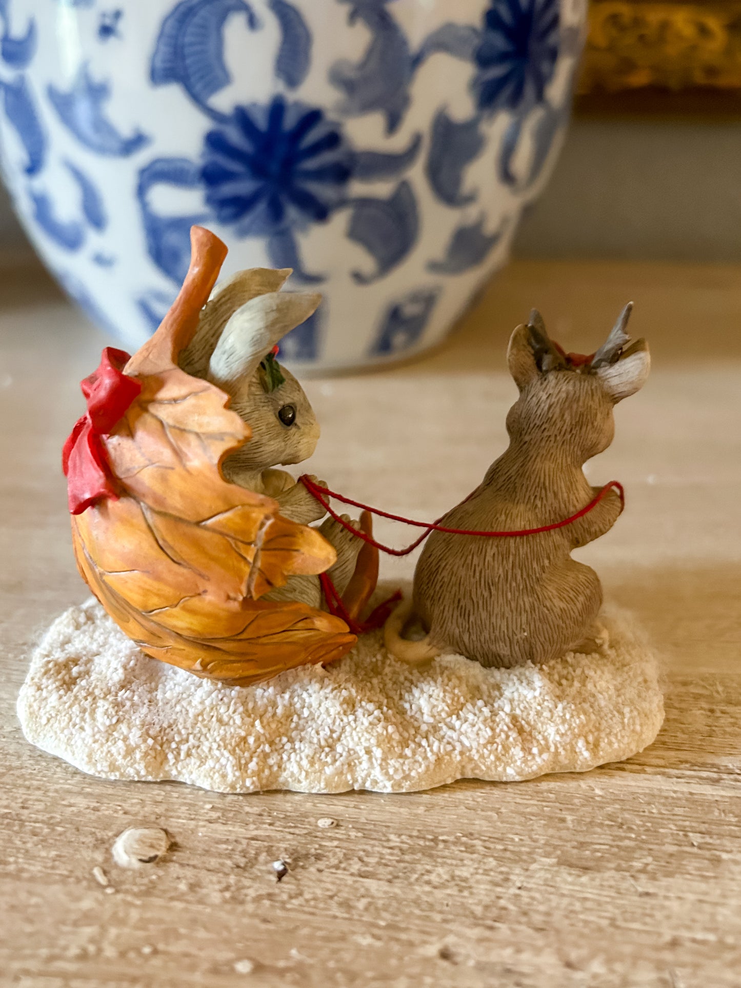 Charming Tails Figurine "Sleigh Ride" LIMITED