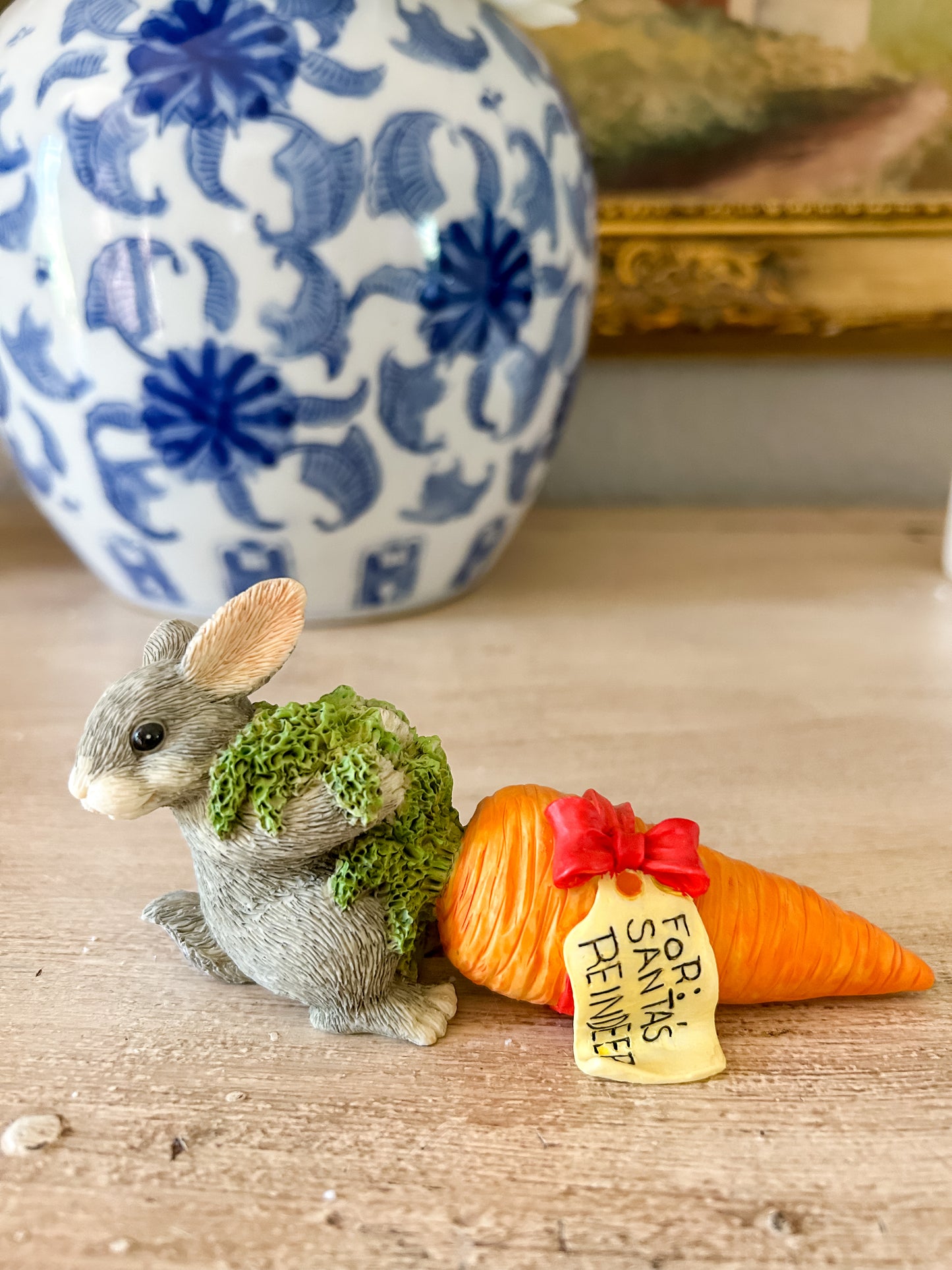 Charming Tails Figurine "Snack for the Reindeer"