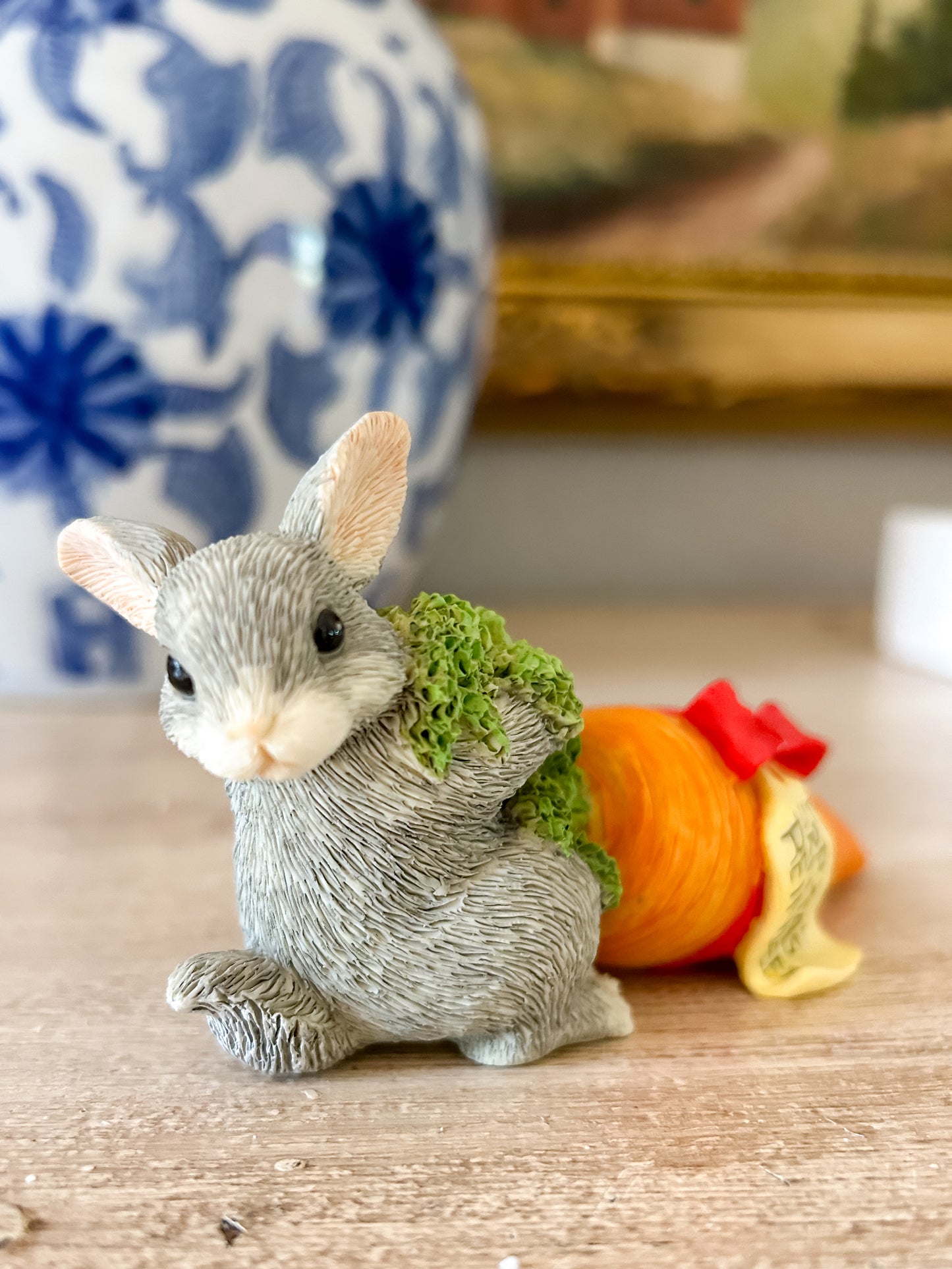 Charming Tails Figurine "Snack for the Reindeer"