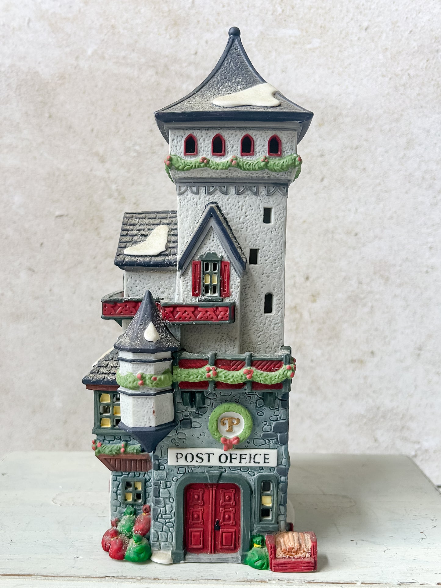 Dept 56 North Pole Series "North Pole Post Office"
