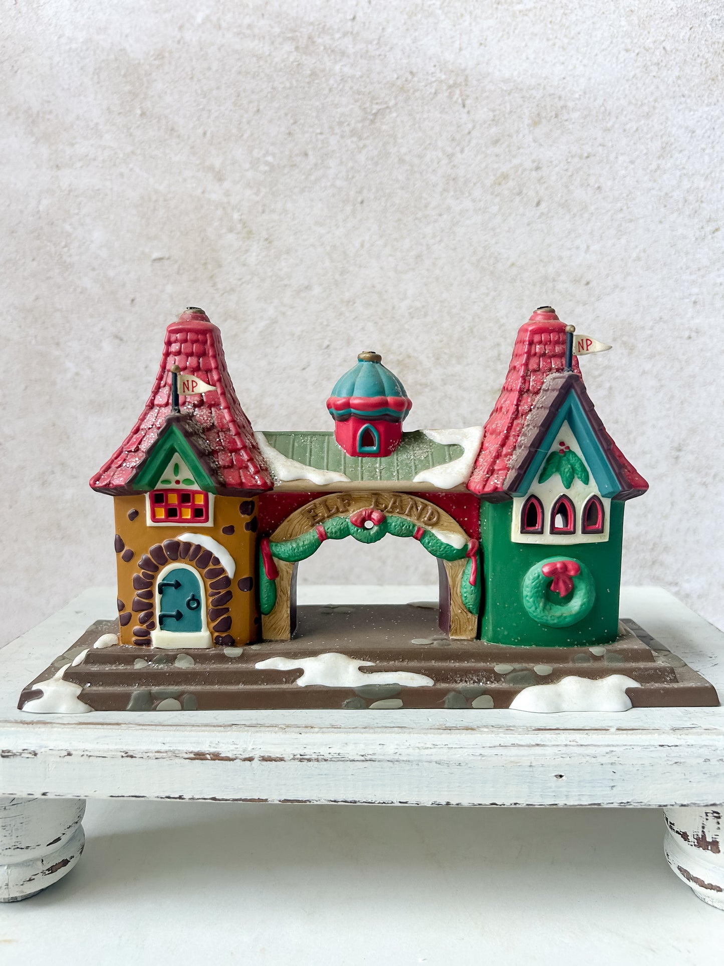 Dept 56 North Pole Series "Welcome to Elf Land" Gate