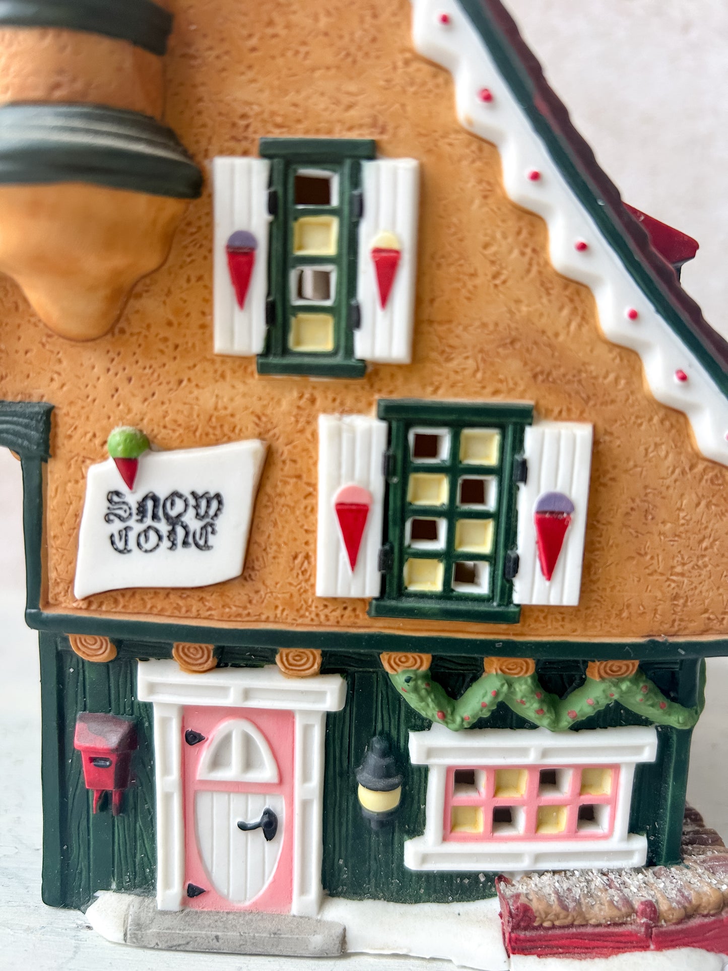 Dept 56 North Pole Series "Elfin Snow Cone Works"