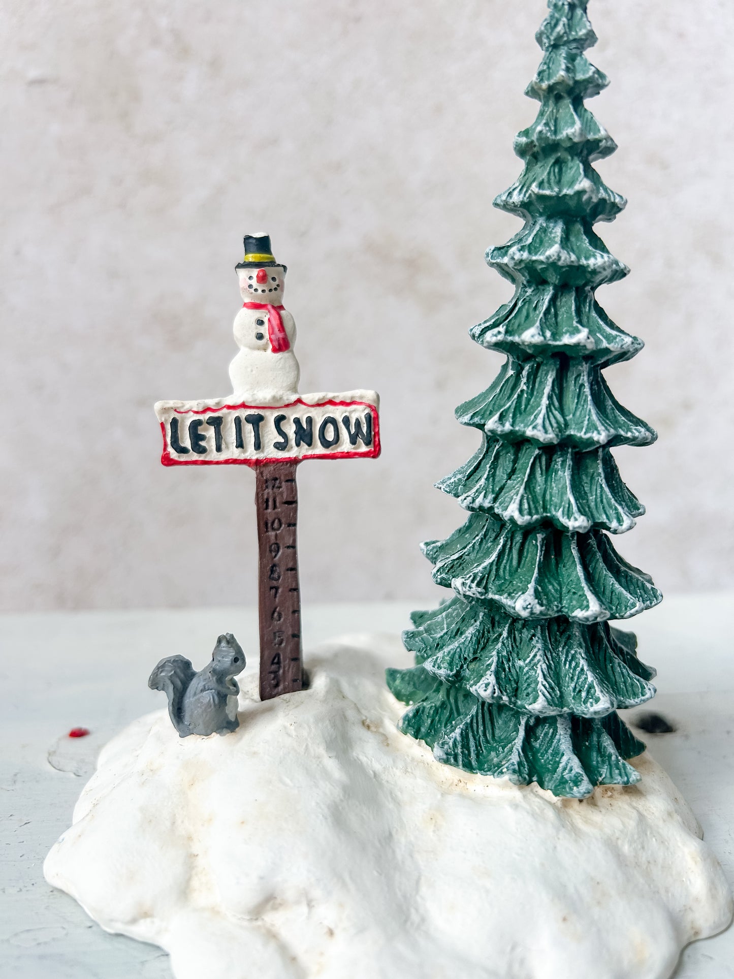 Dept 56 North Pole Series "Let It Snow" Sign