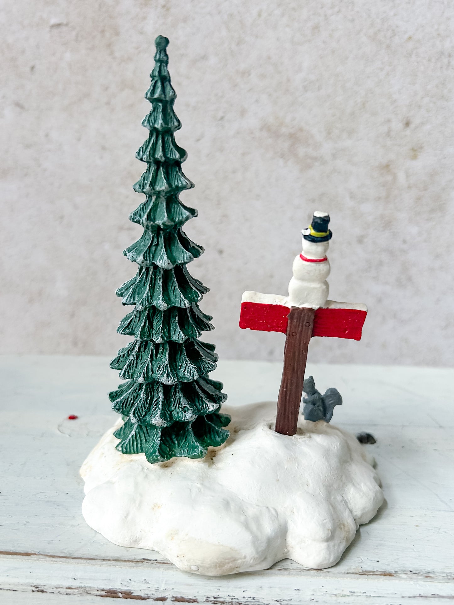 Dept 56 North Pole Series "Let It Snow" Sign