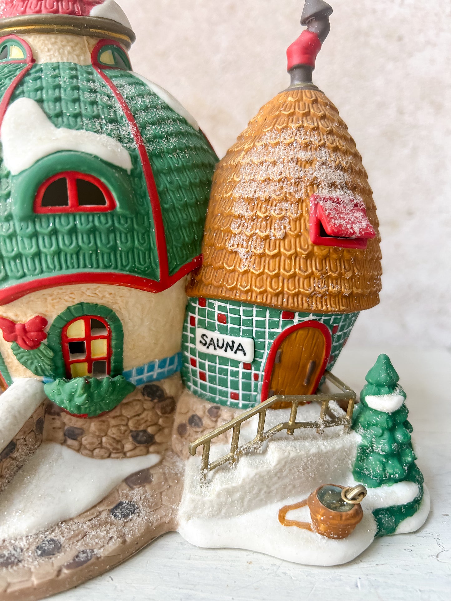 Dept 56 North Pole Series "The Elf Spa"