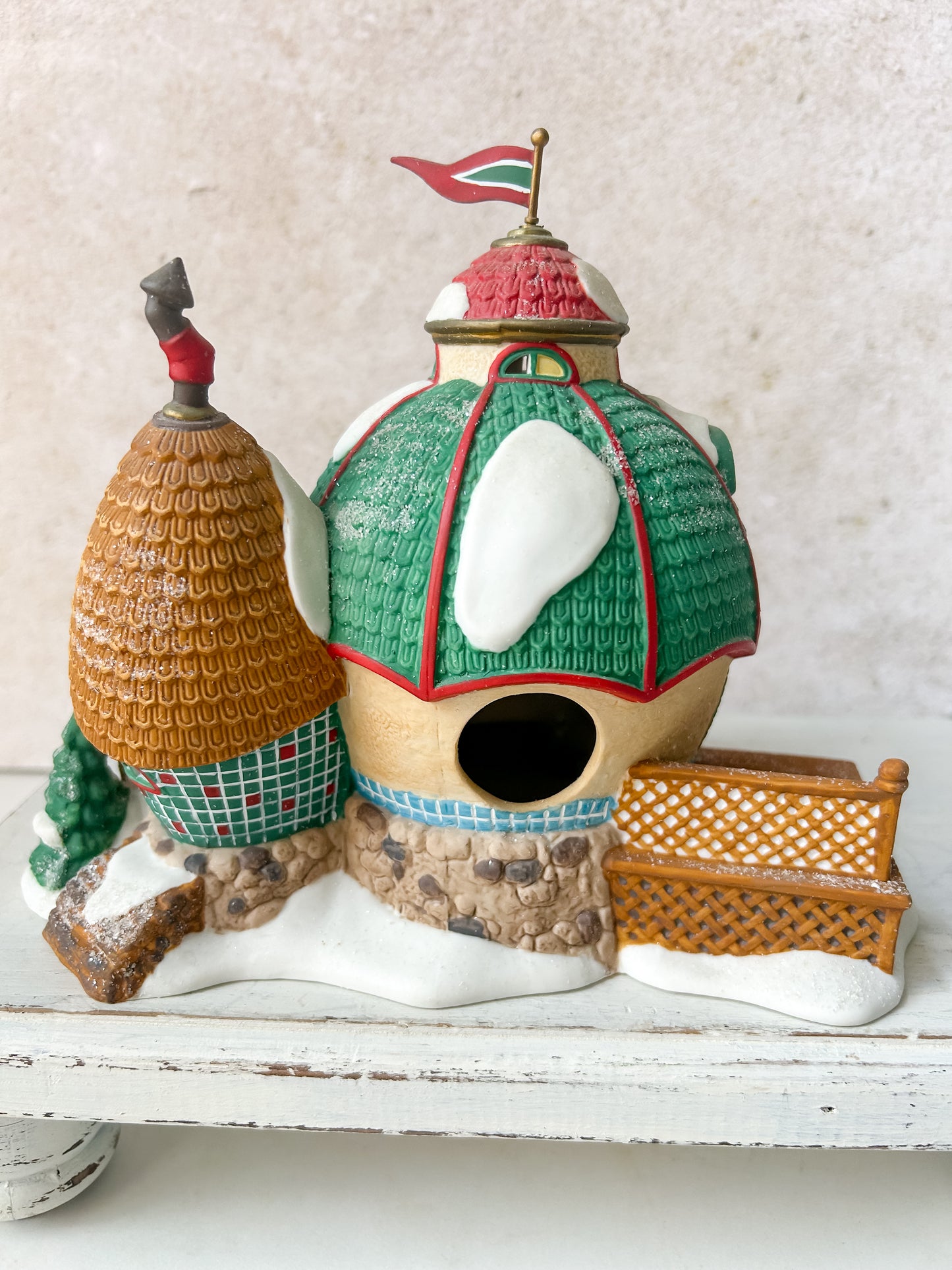 Dept 56 North Pole Series "The Elf Spa"