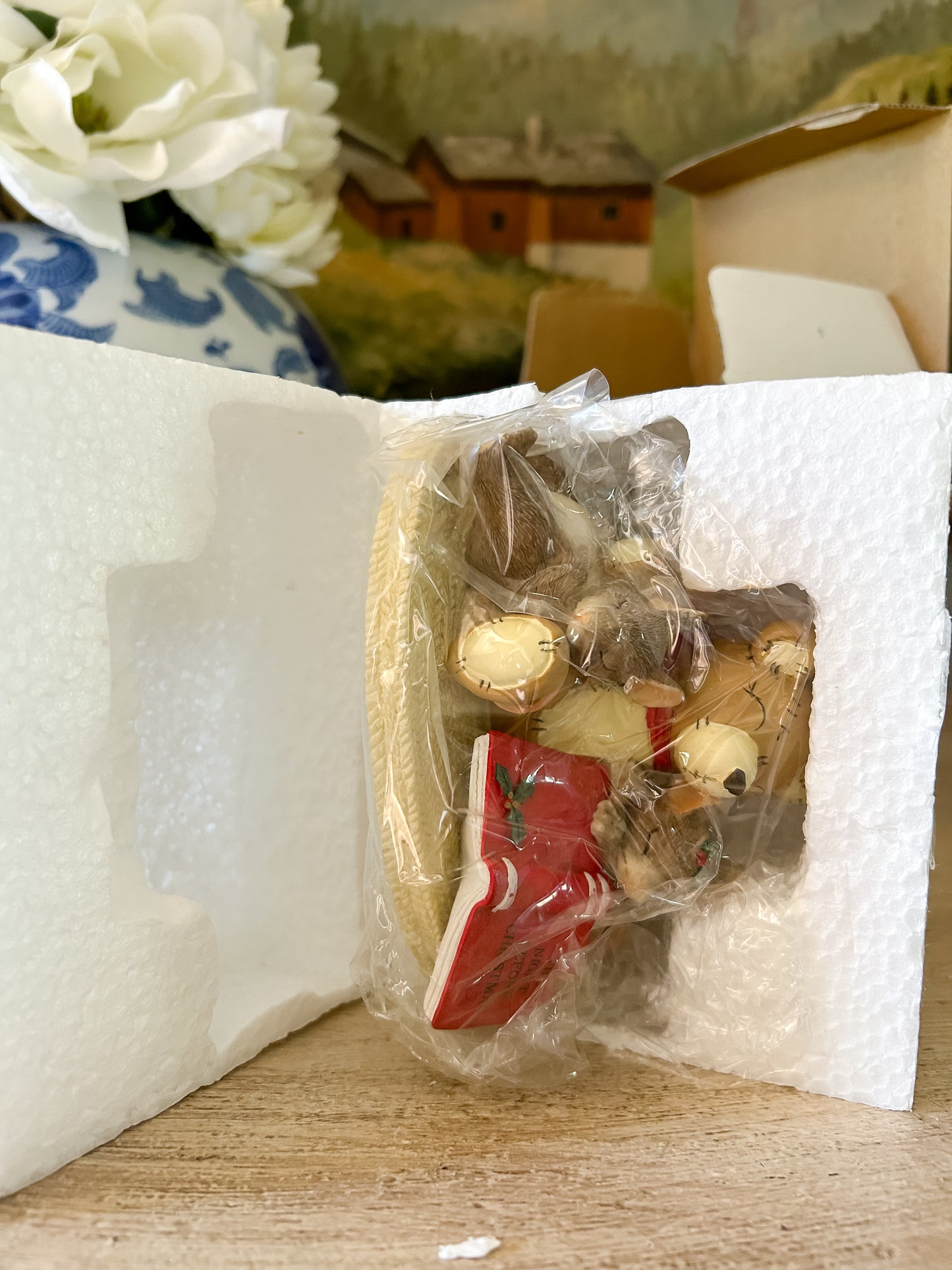 Charming Tails Figurine "Not a Creature Stirring"