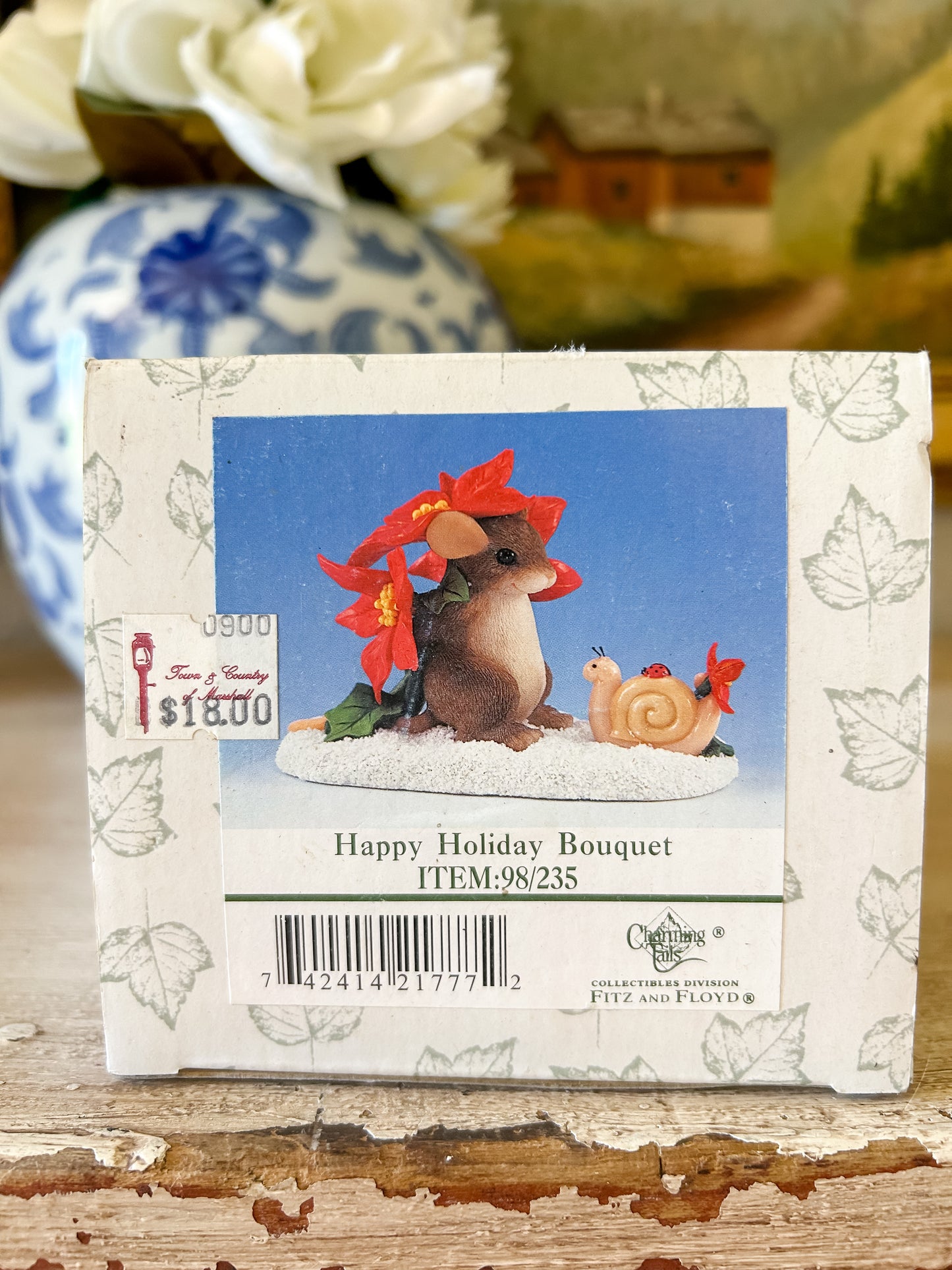 Charming Tails Figurine "Happy Holiday Bouquet"