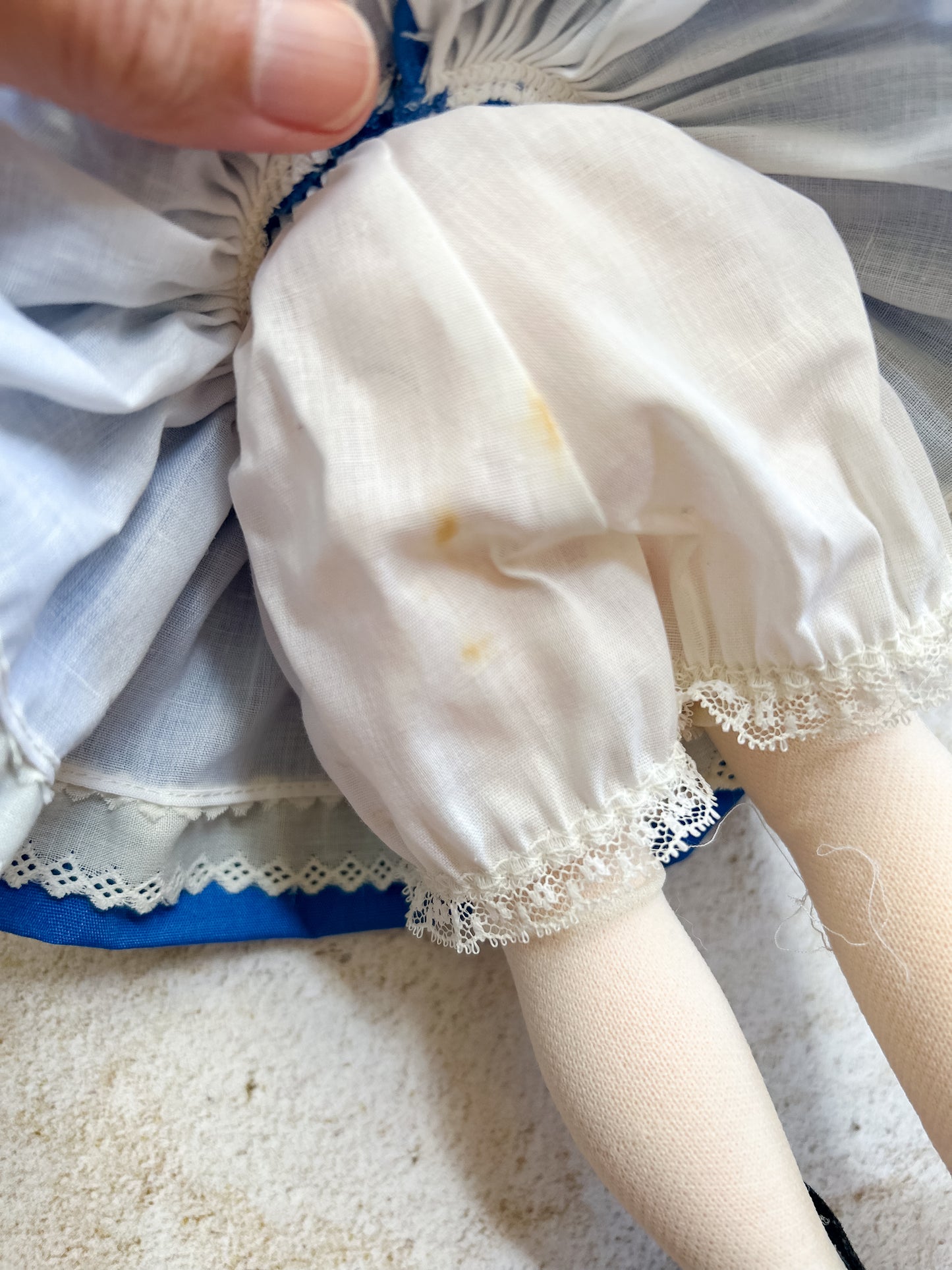 Alice in Wonderland Madam Alexander Doll