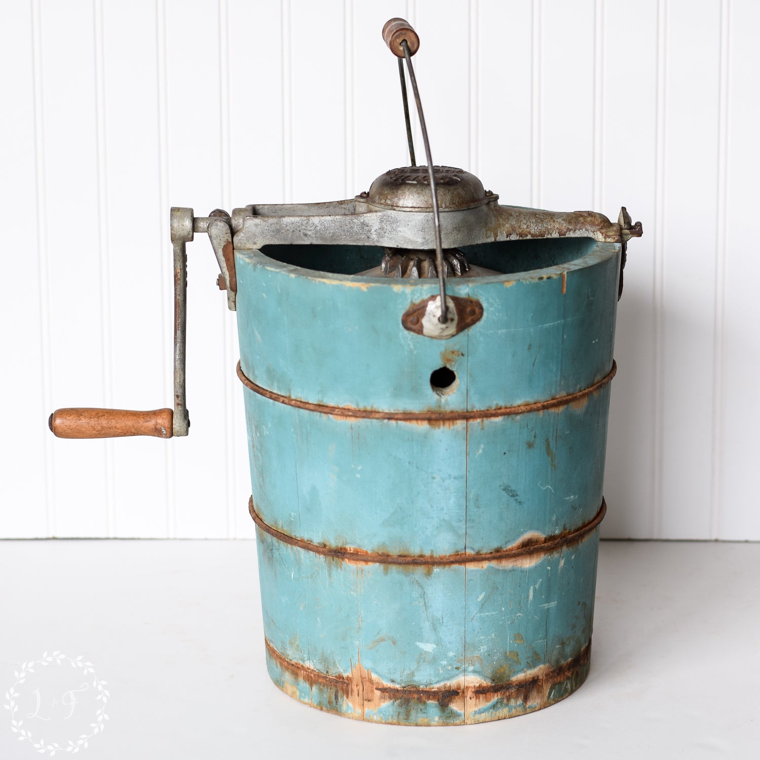 Vintage primitive outlet ice cream bucket