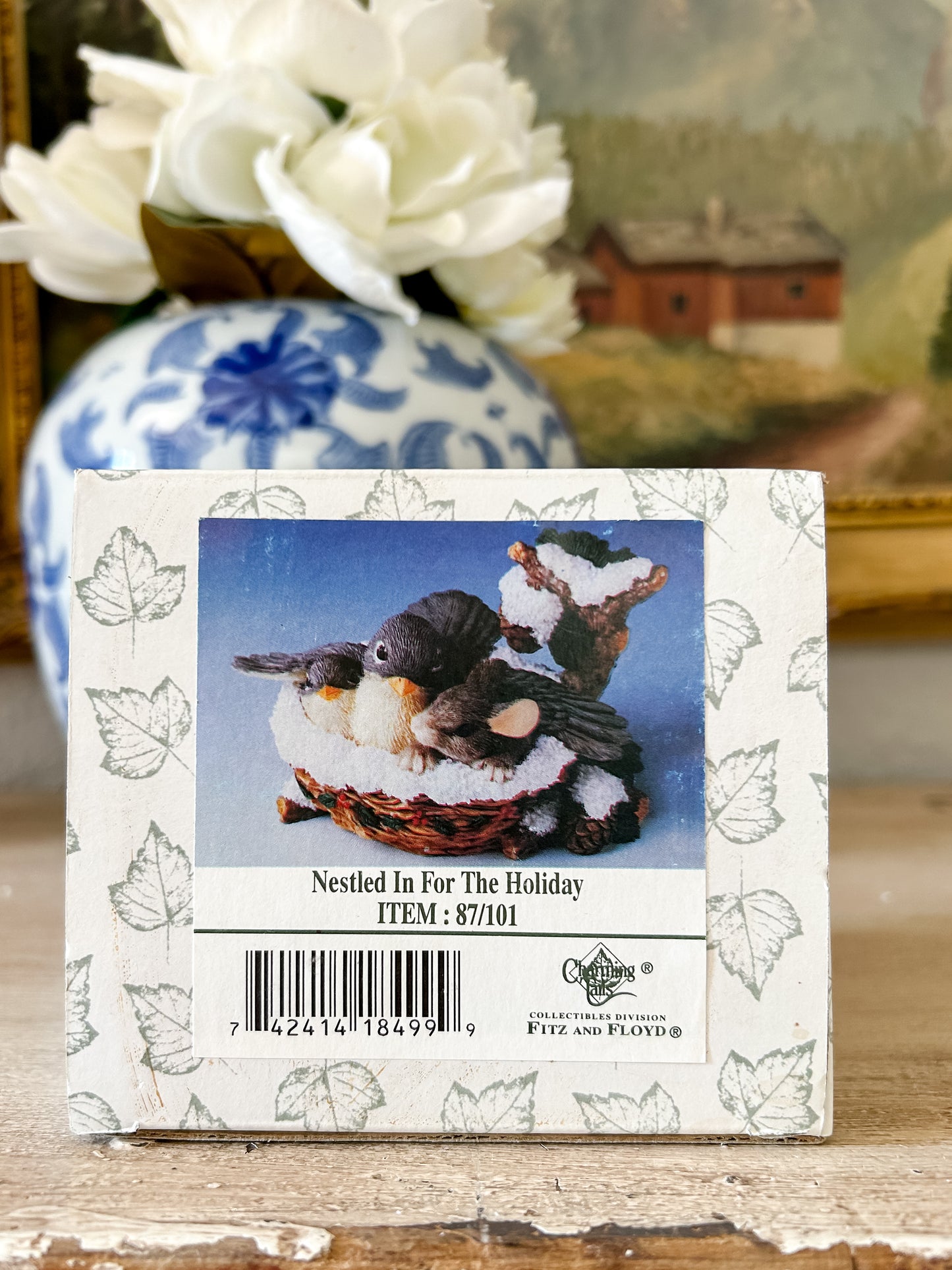 Charming Tails Figurine "Nestled in For the Holidays"