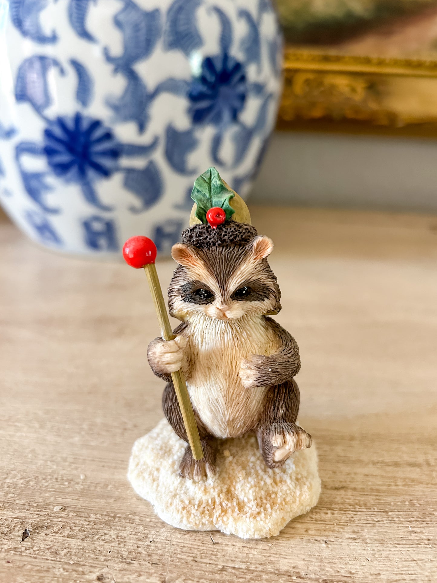 Charming Tails Figurine "The Drum Major"