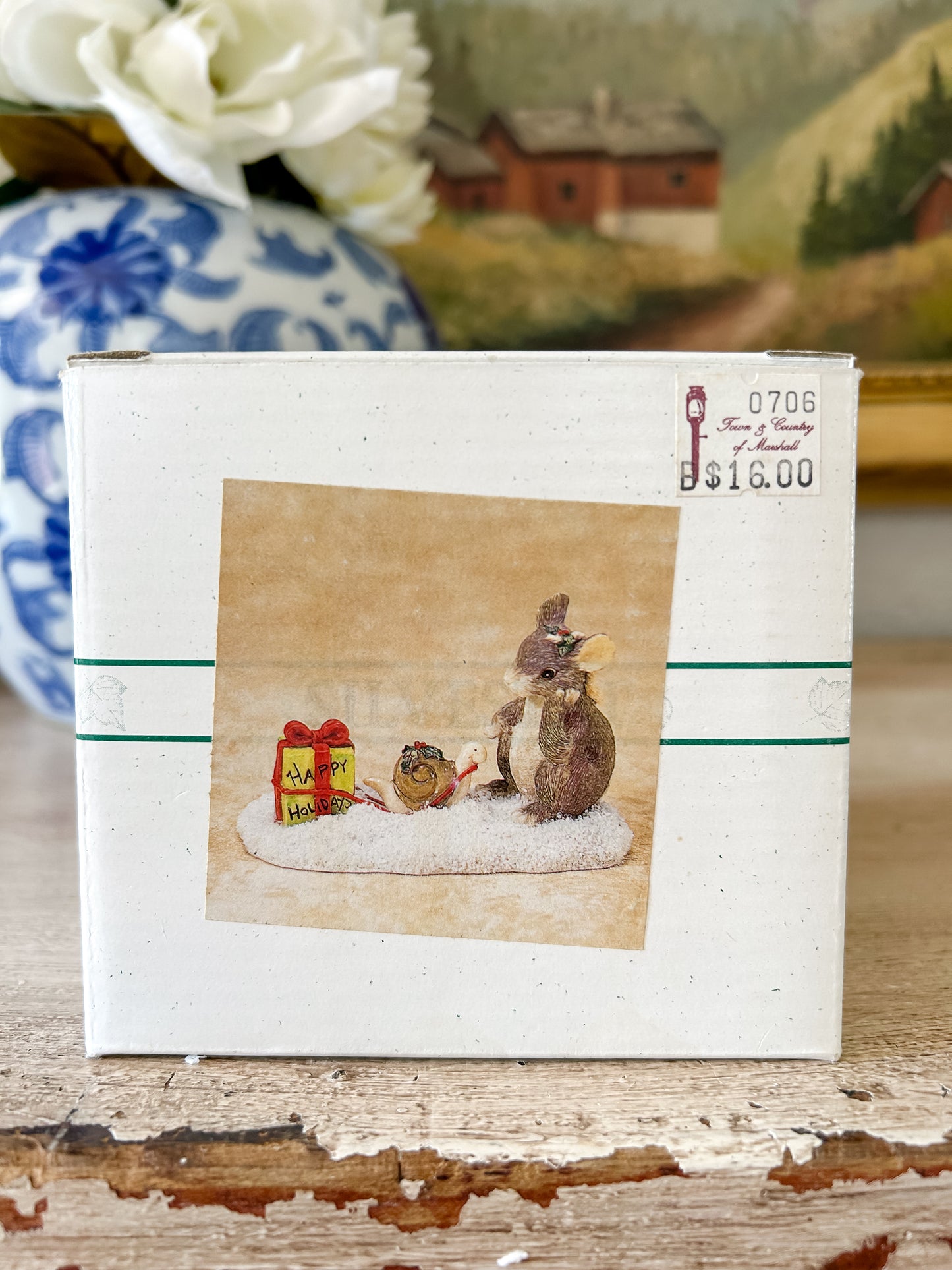 *Limited Edition Charming Tails Figurine "Waiting for Xmas"