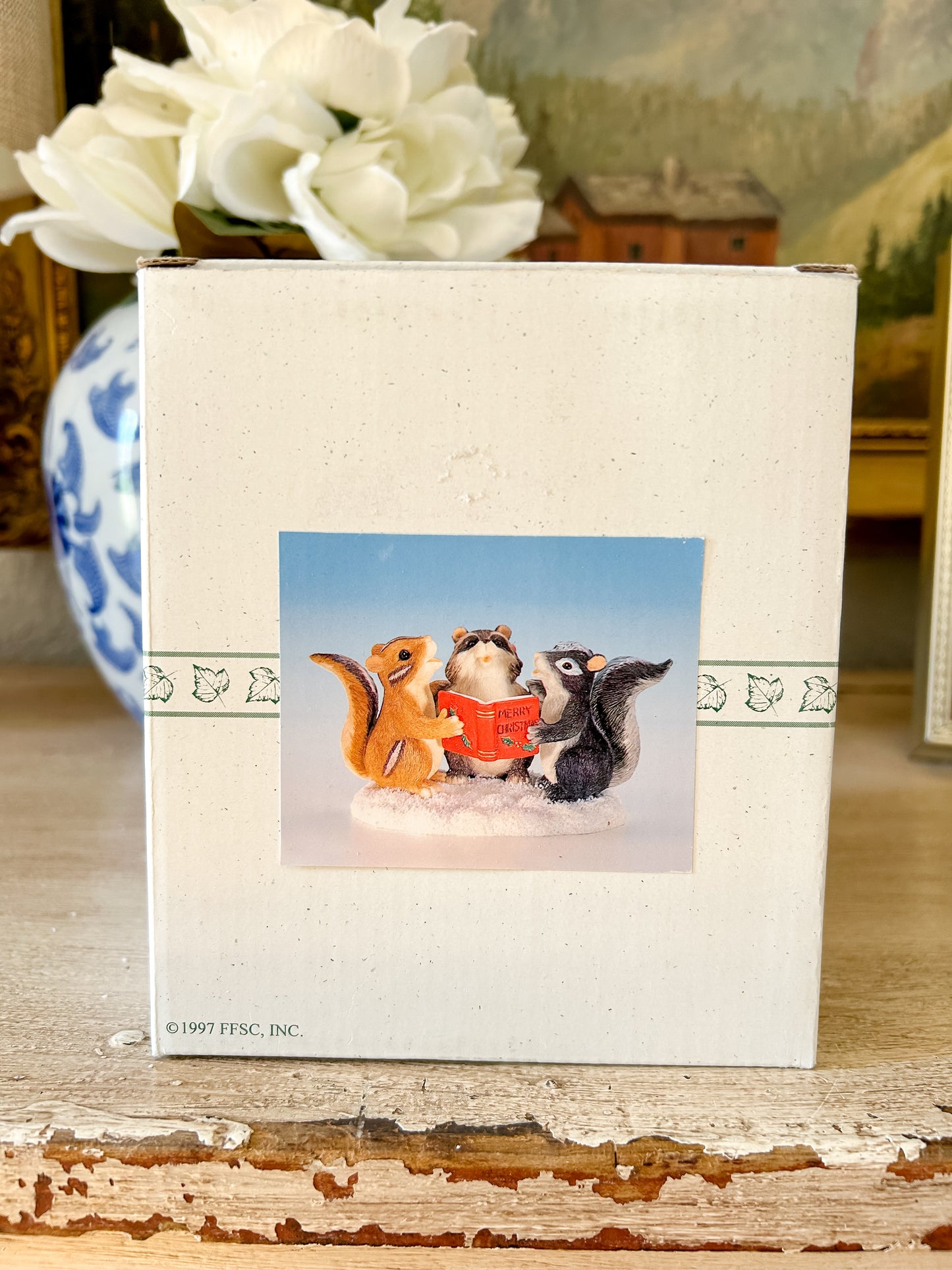 Charming Tails Figurine "A Christmas Trio"