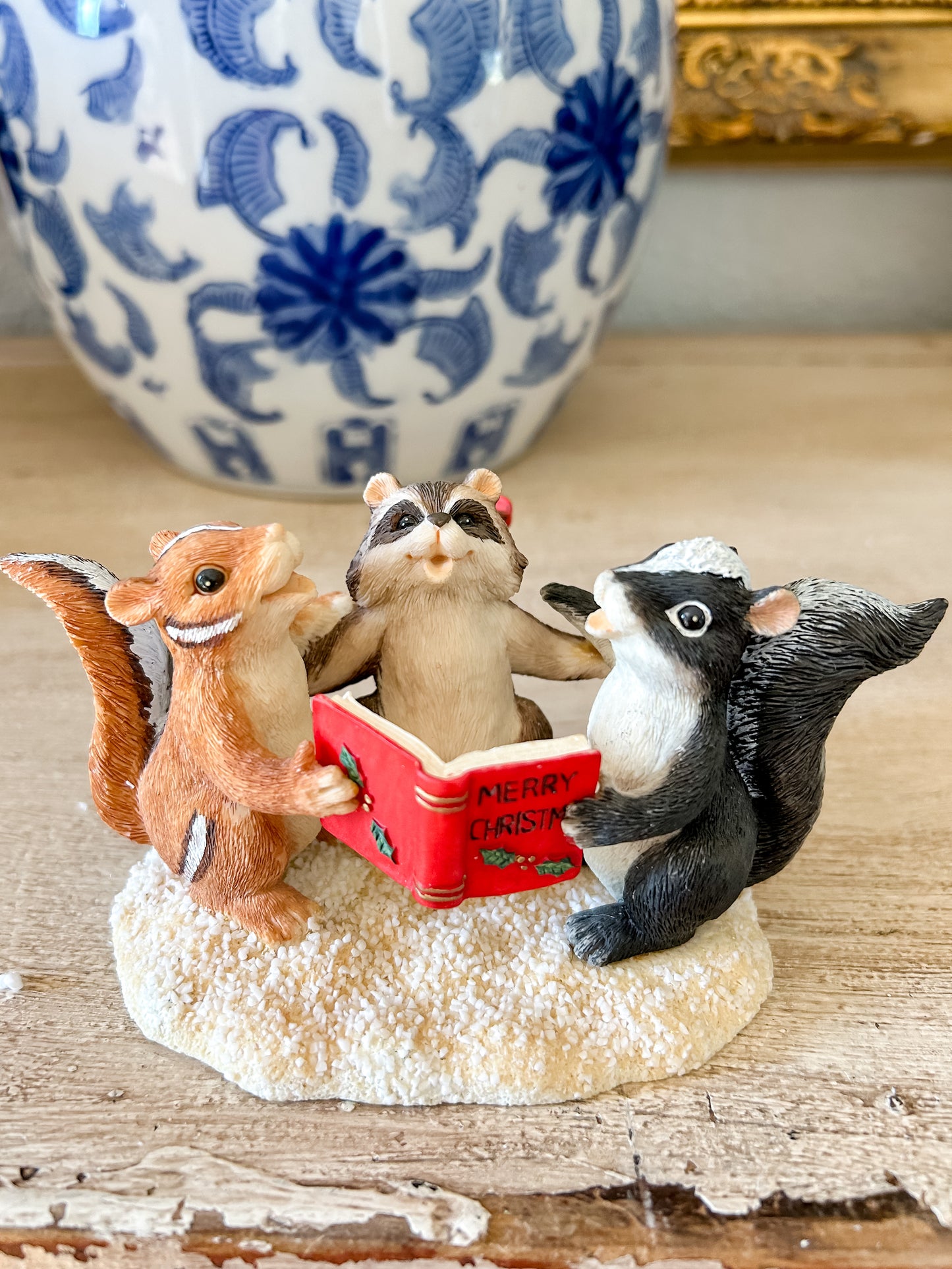 Charming Tails Figurine "A Christmas Trio"