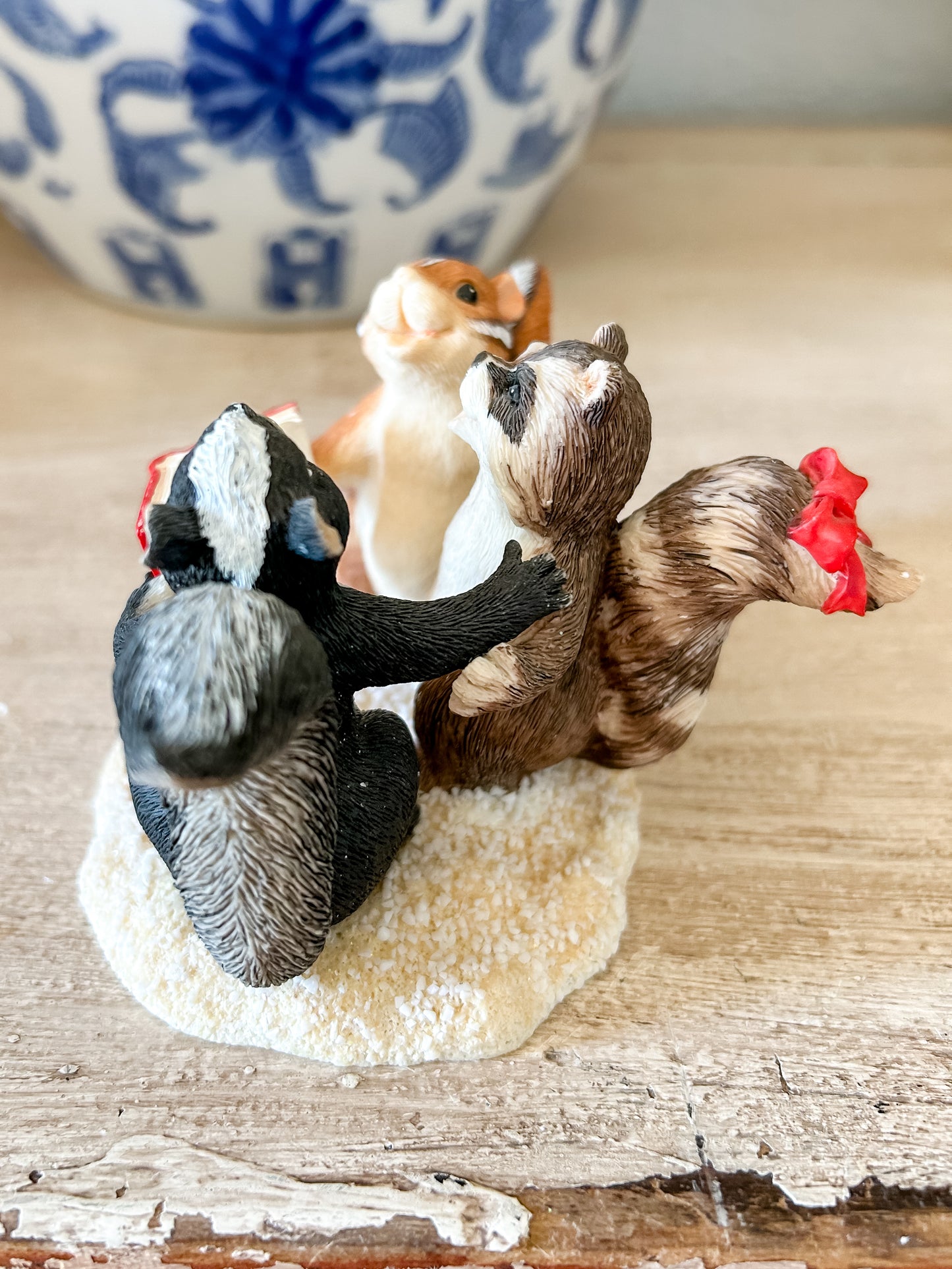 Charming Tails Figurine "A Christmas Trio"