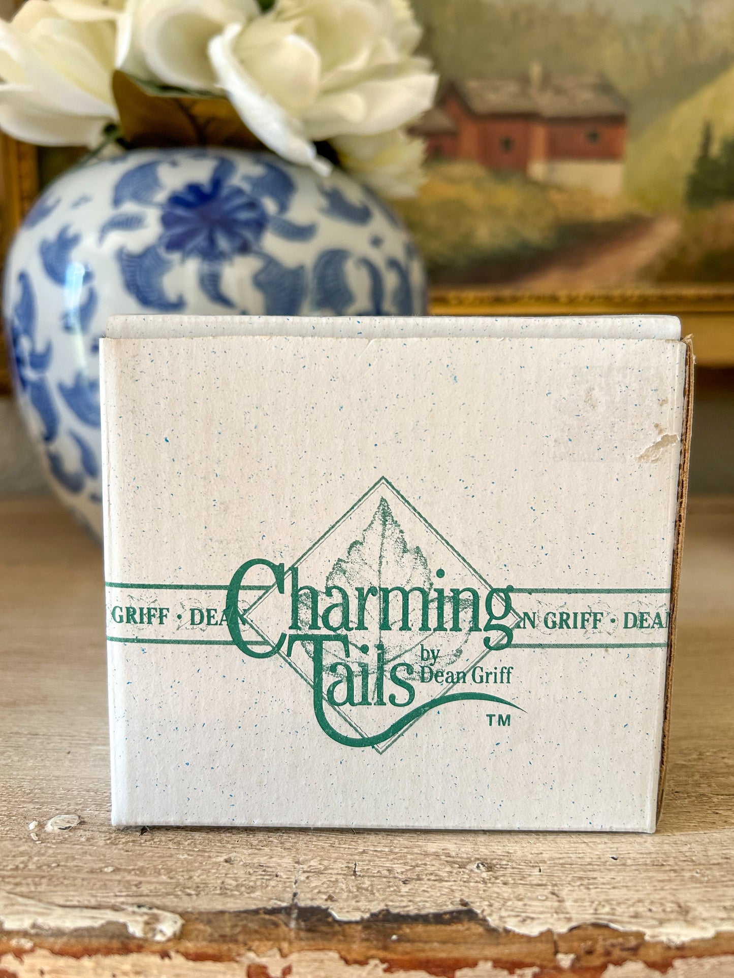 Charming Tails Figurine "Flying Leaf Saucer"