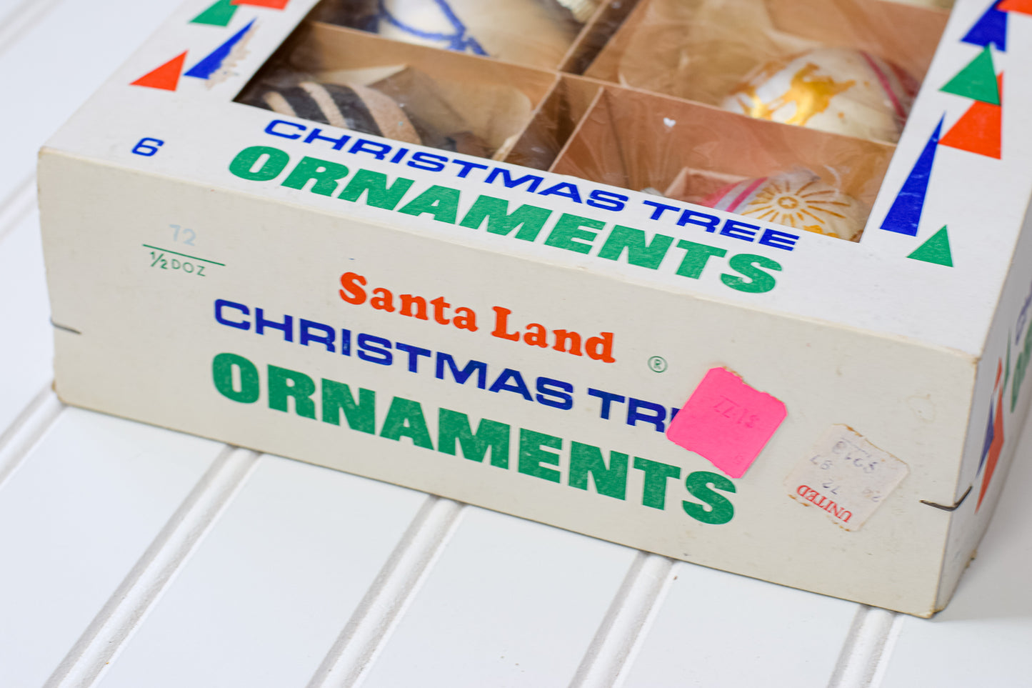 Set Vintage Ornaments with Box
