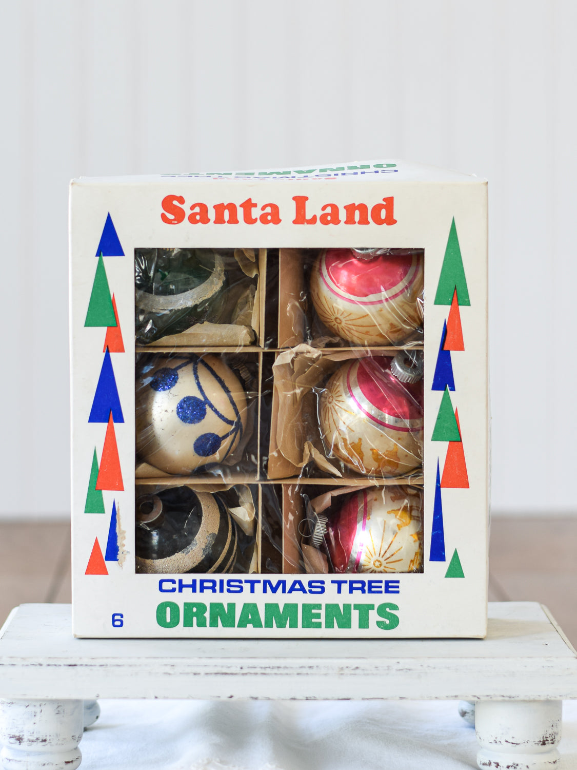 Set Vintage Ornaments with Box