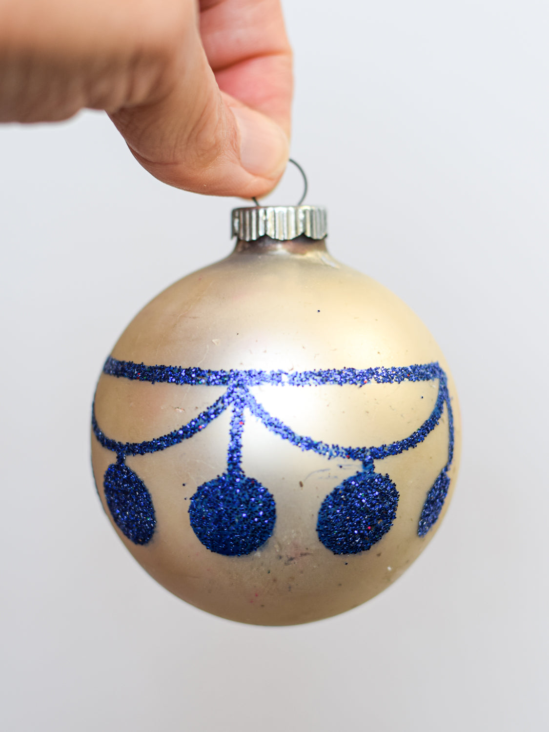 Set Vintage Ornaments with Box