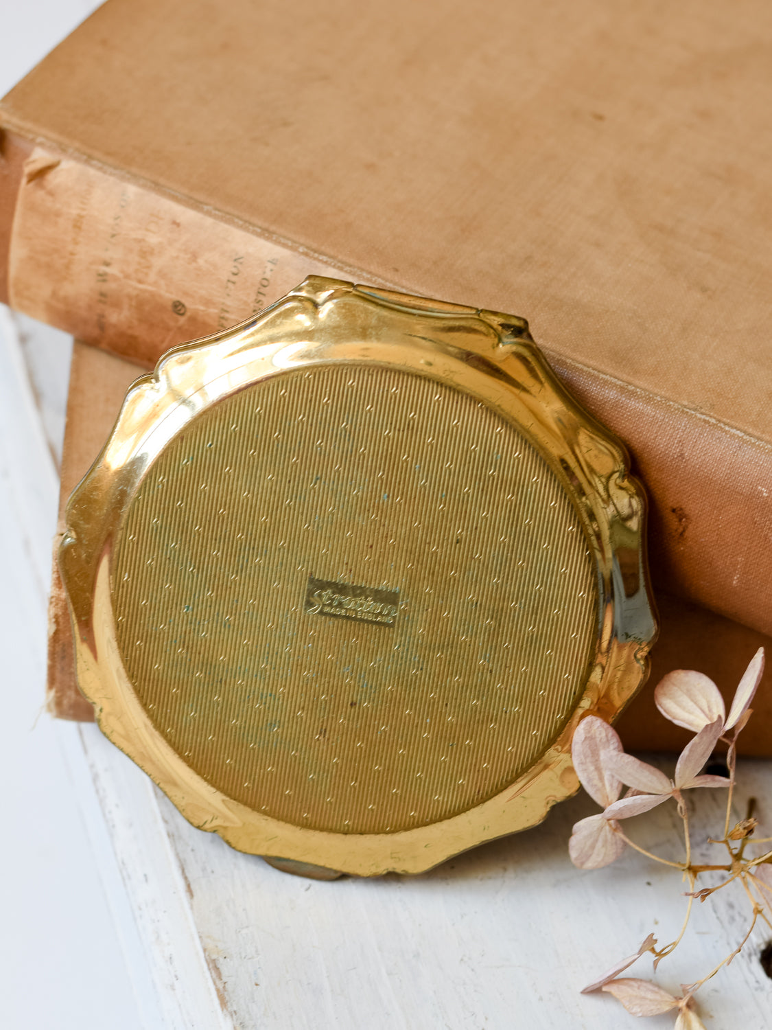 Vintage Stratton Compact