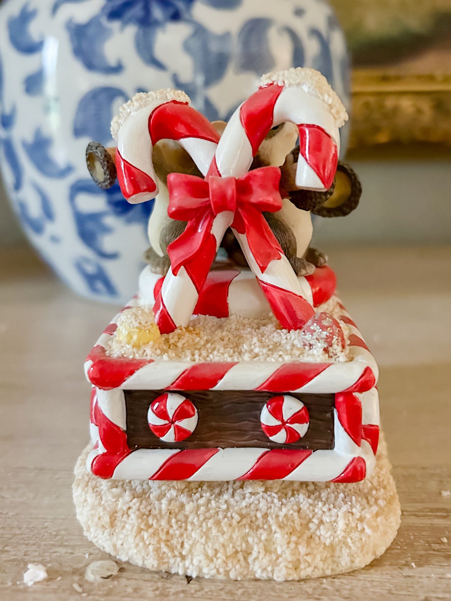 Charming Tails Figurine "Sugar Time Band Float"