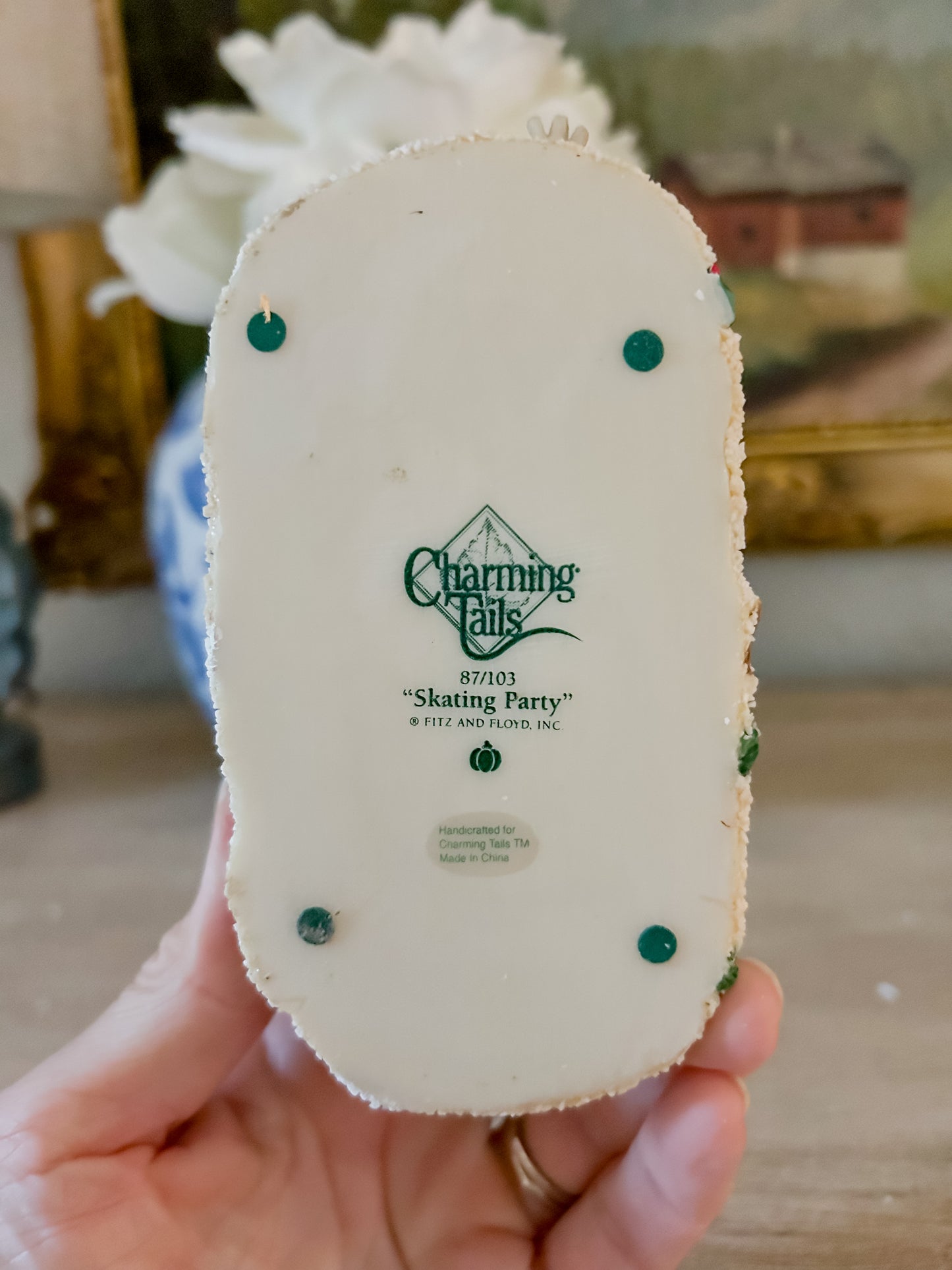 Charming Tails Figurine "Skating Party"