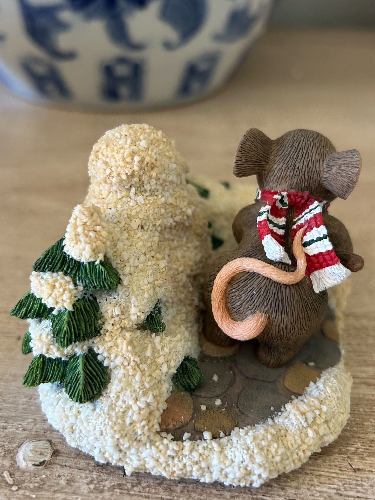 Charming Tails Figurine "A Shoveling We Will Go"