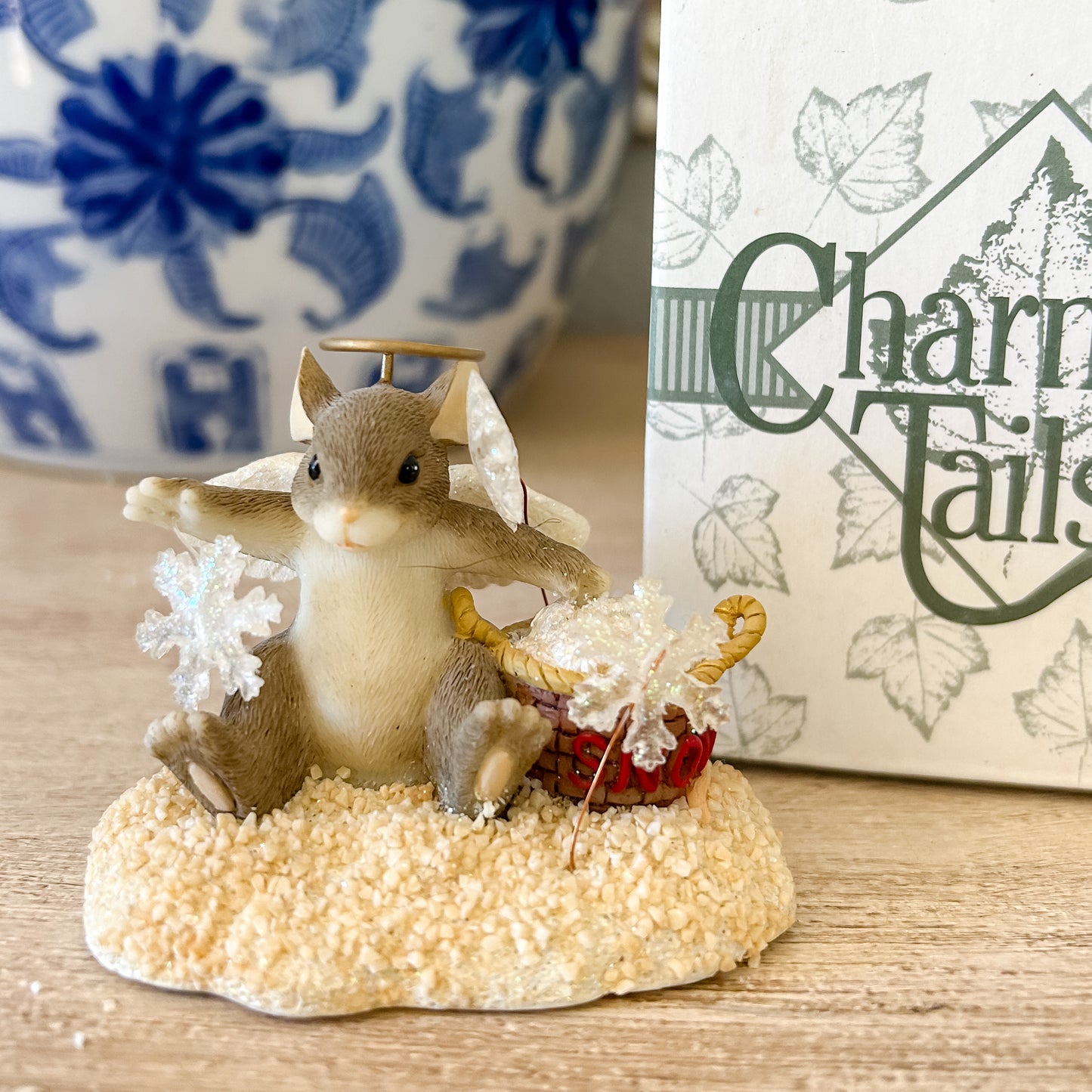 Charming Tails Figurine "You're My Snowflake"