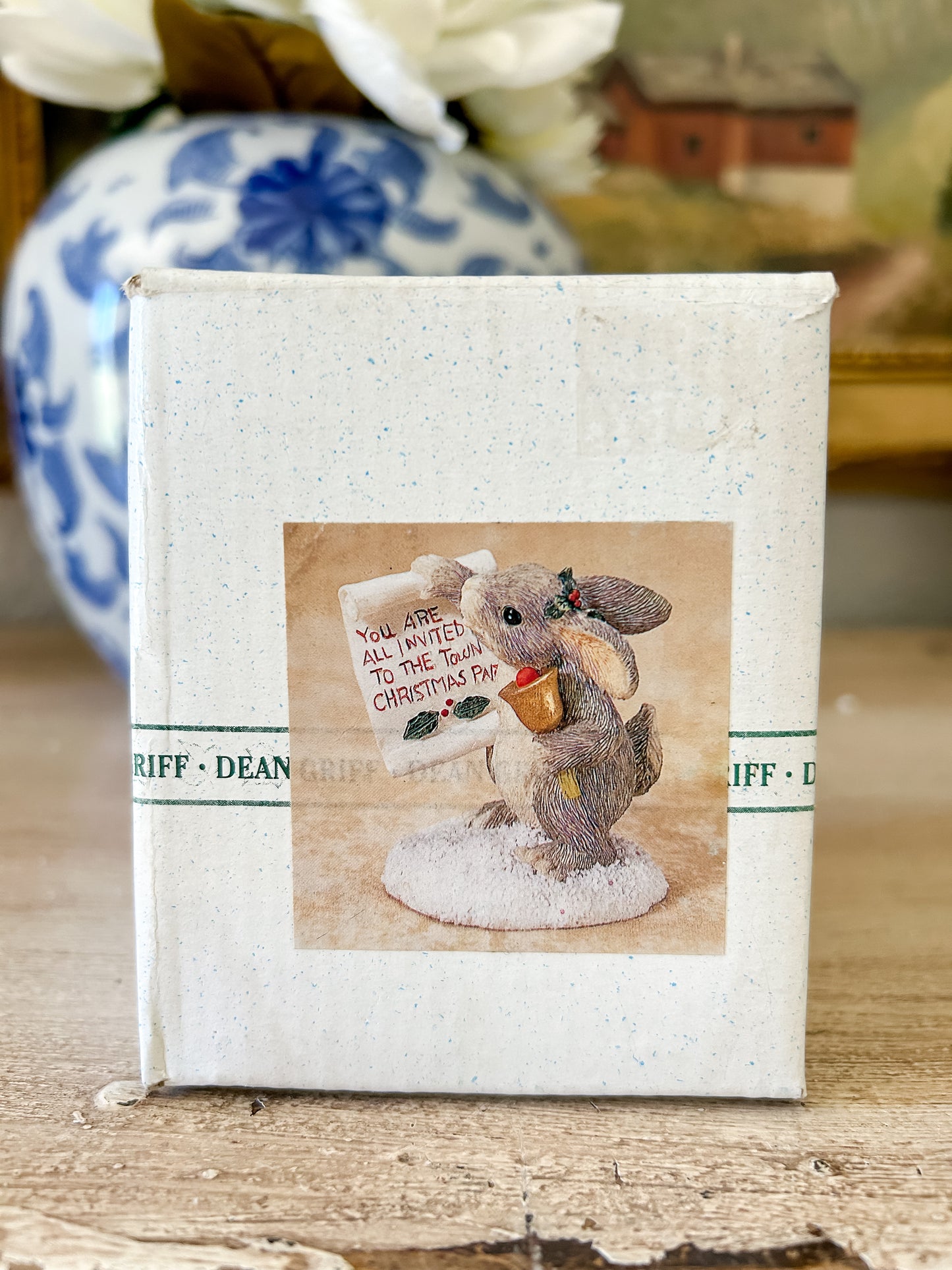 Charming Tails Figurine "Town Crier"