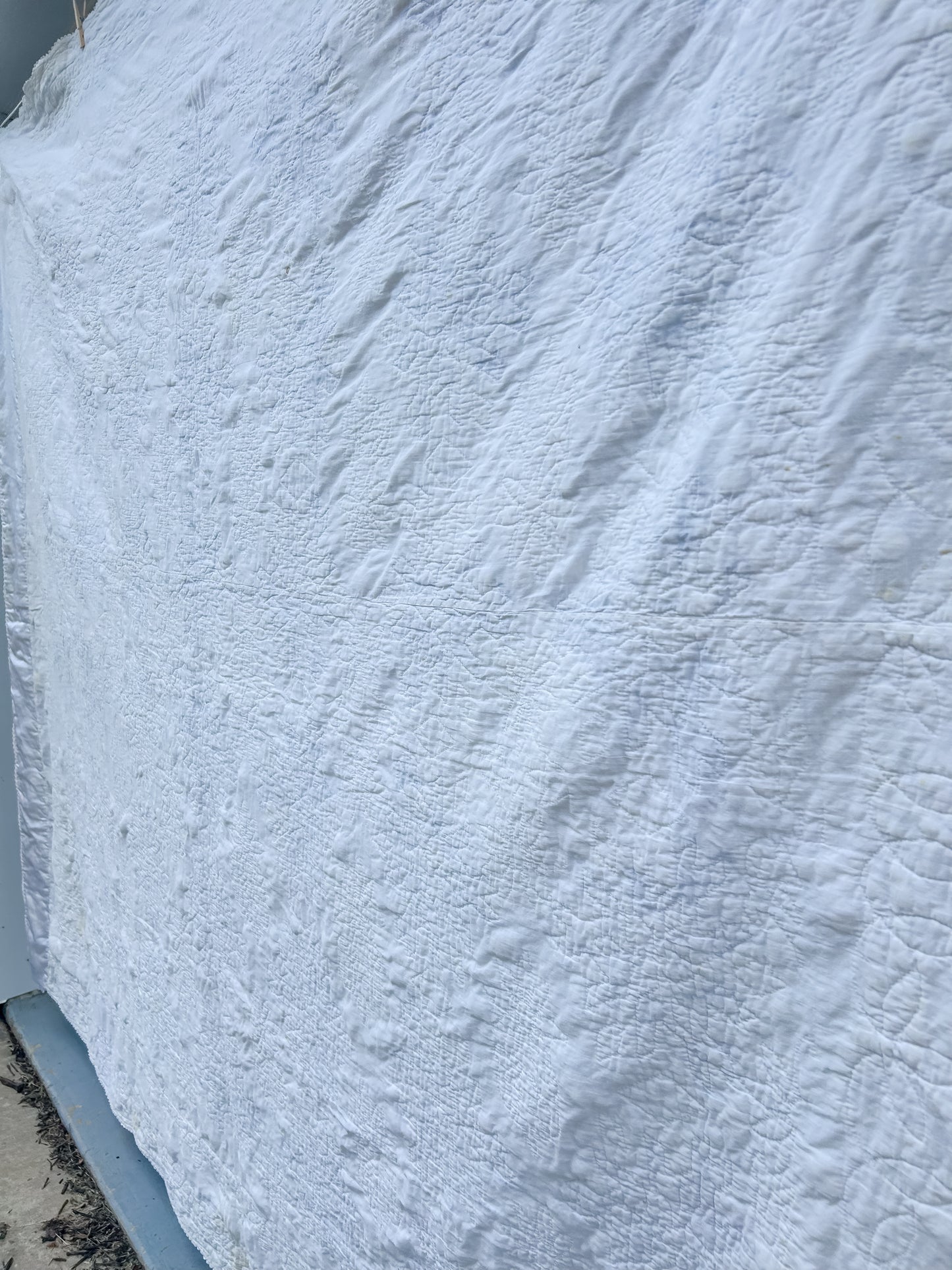 Vintage Blue & White Quilt with Ric-Rac Edge