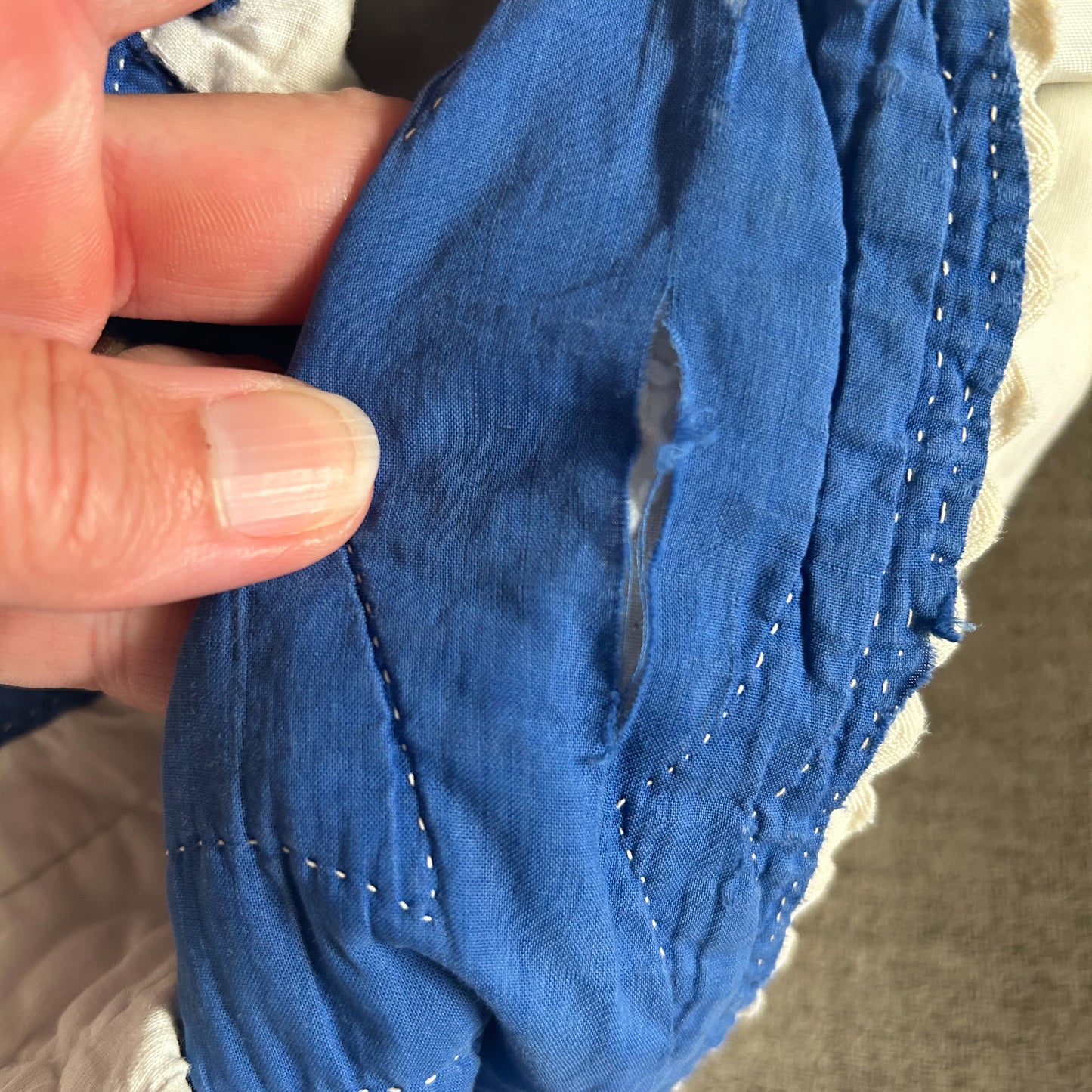 Vintage Blue & White Quilt with Ric-Rac Edge