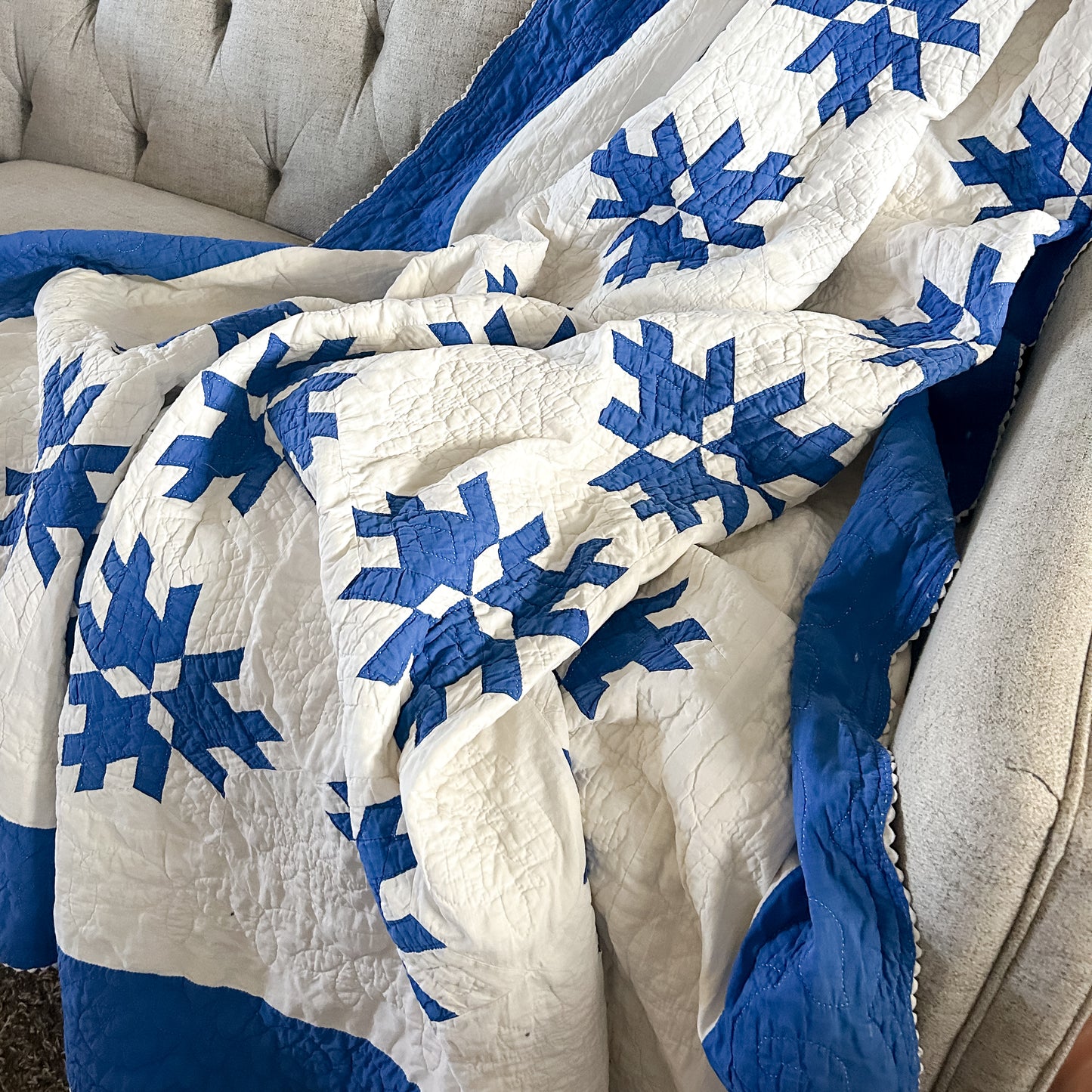 Vintage Blue & White Quilt with Ric-Rac Edge
