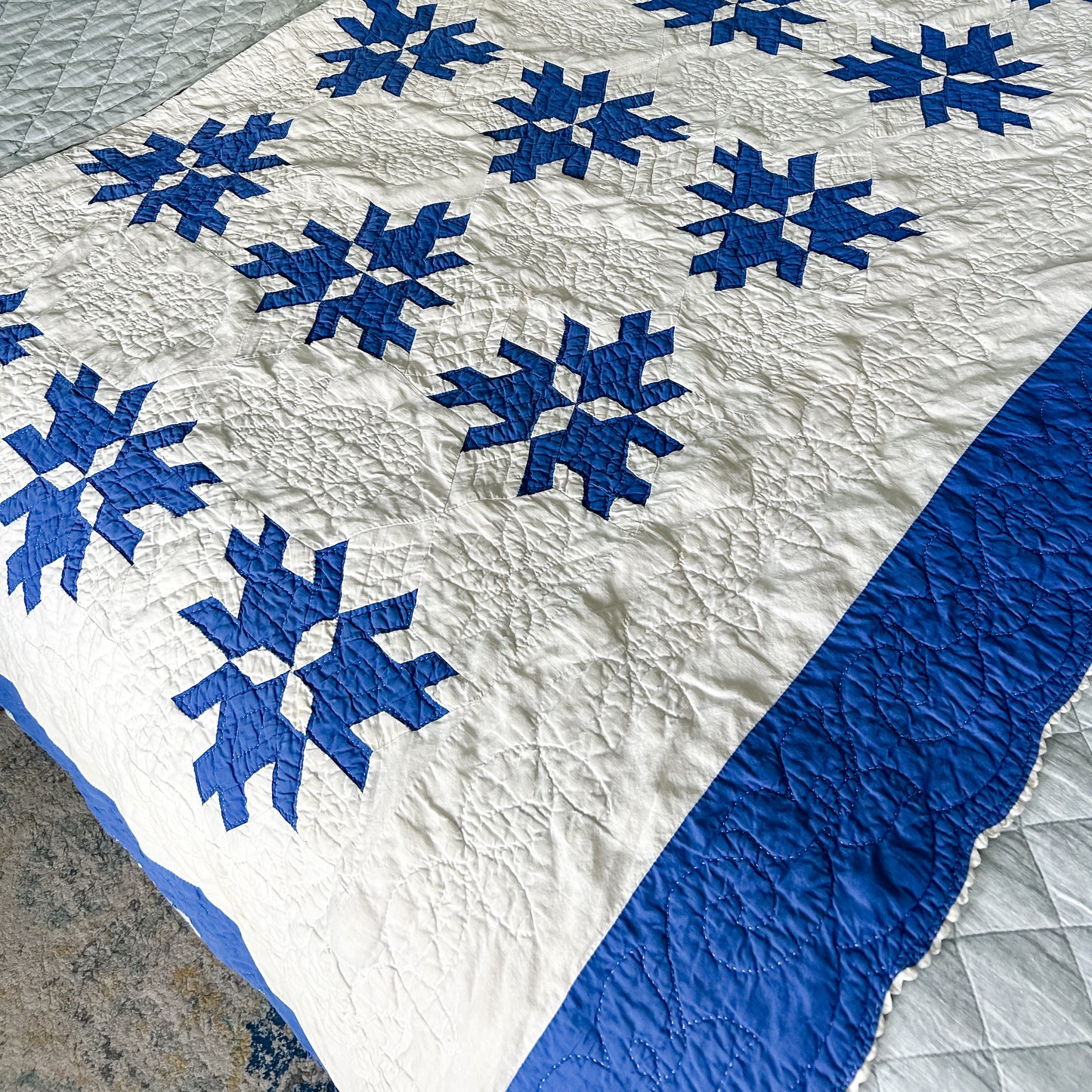 Vintage Blue & White Quilt with Ric-Rac Edge