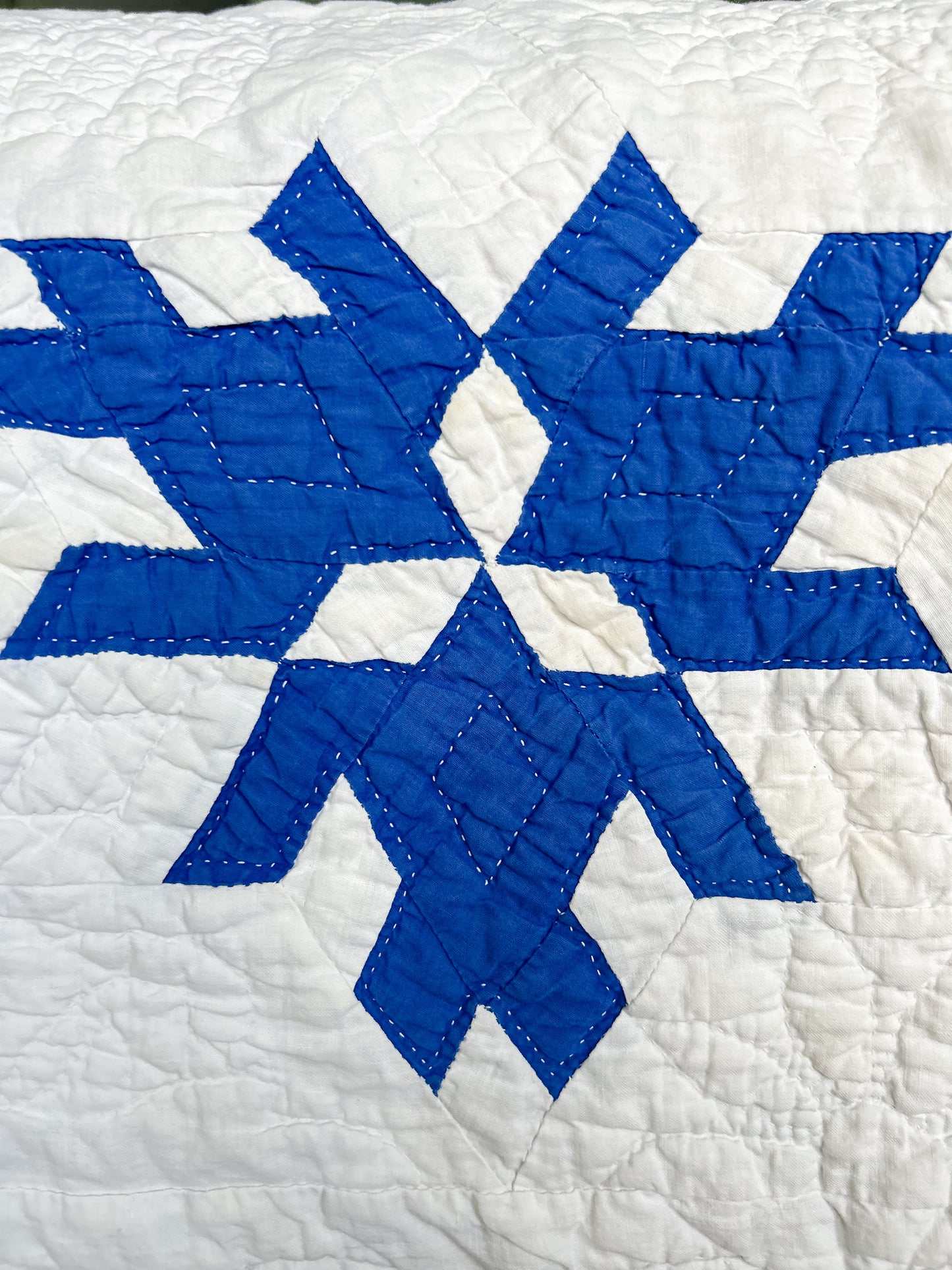 Vintage Blue & White Quilt with Ric-Rac Edge