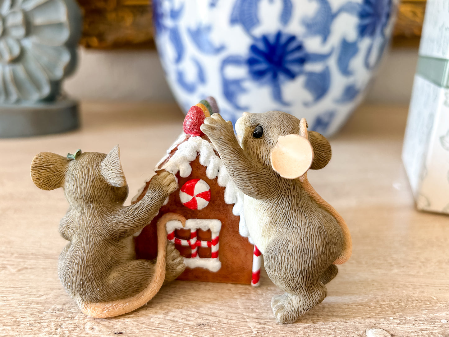 Charming Tails Figurine "Home Sweet Home"