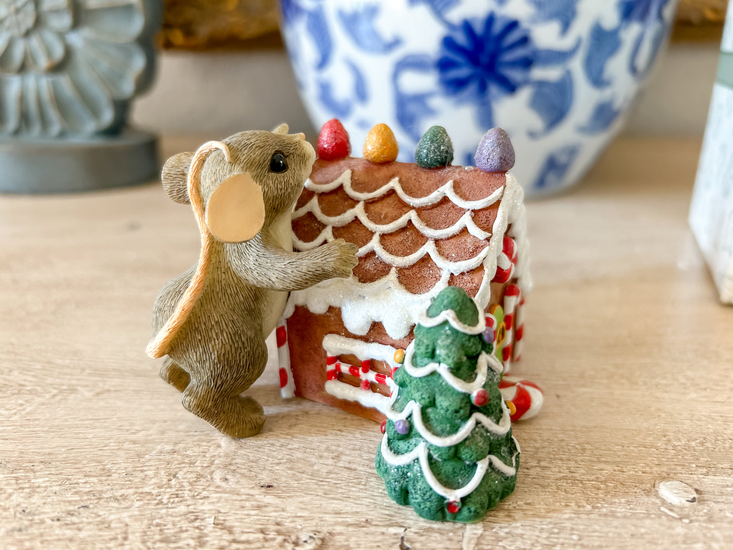 Charming Tails Figurine "Home Sweet Home"