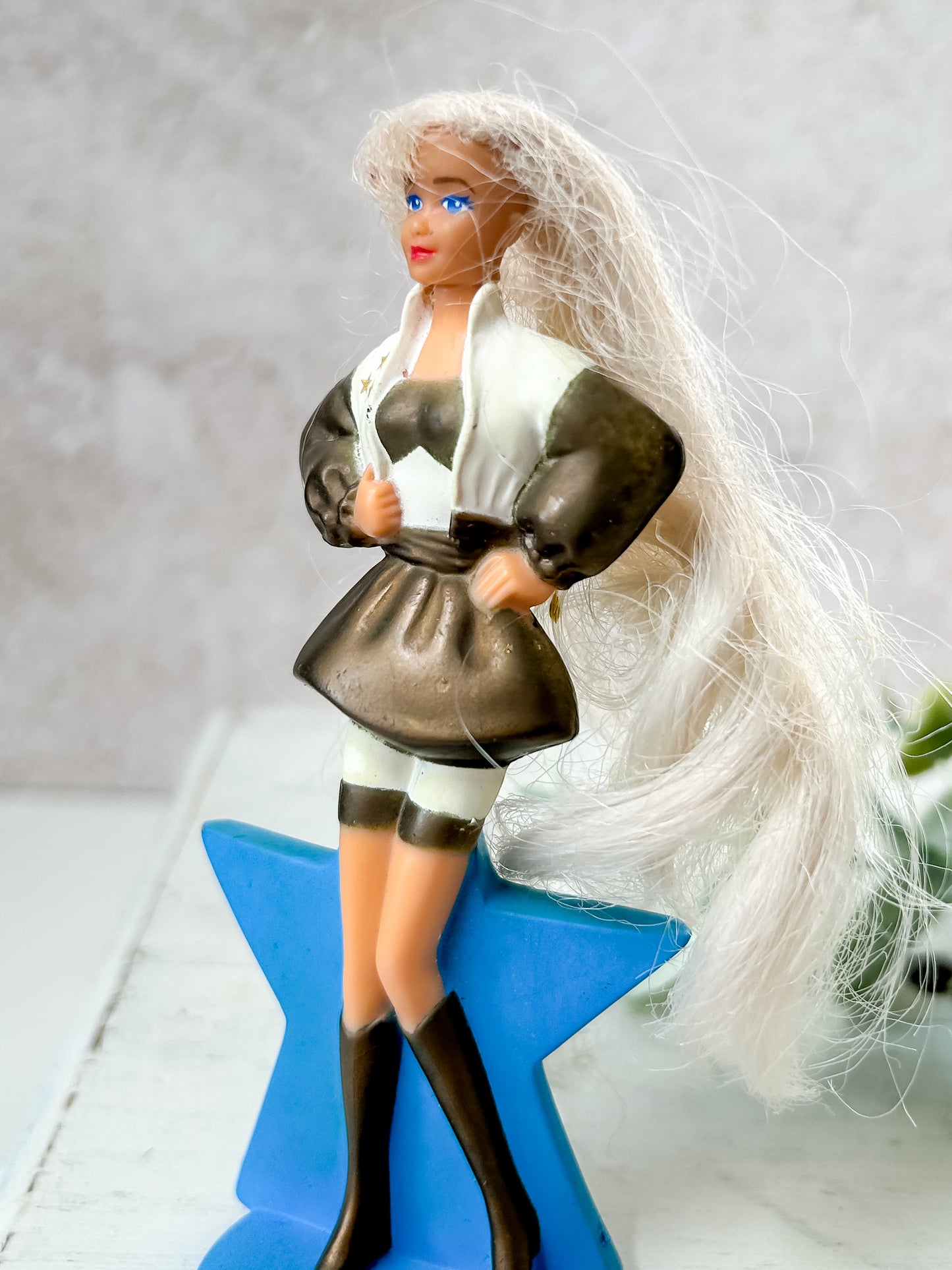 1993 McDonald's Happy Meal Barbie Hollywood Hair