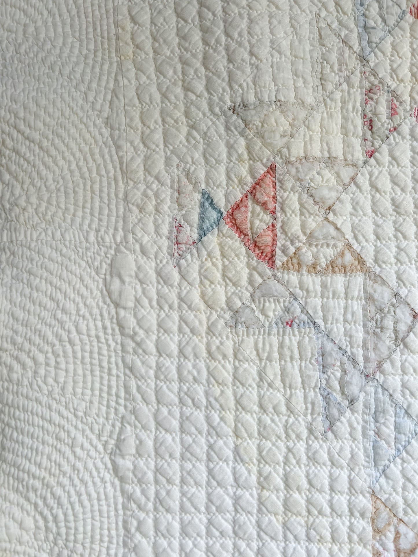 Antique Cream & Pastel Quilt