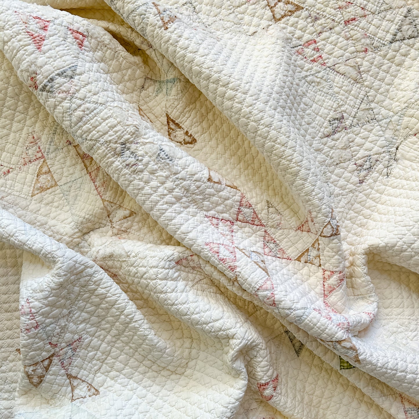 Antique Cream & Pastel Quilt