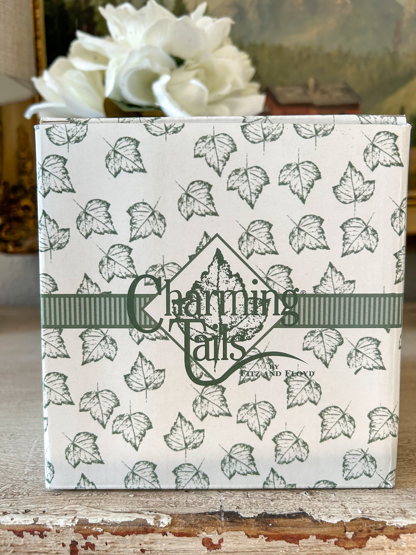 Charming Tails Figurine "Christmas Treasures"