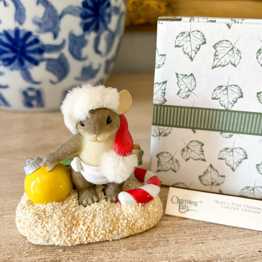 LIMITED EDITION Charming Tails Figurine "Baby's First Christmas