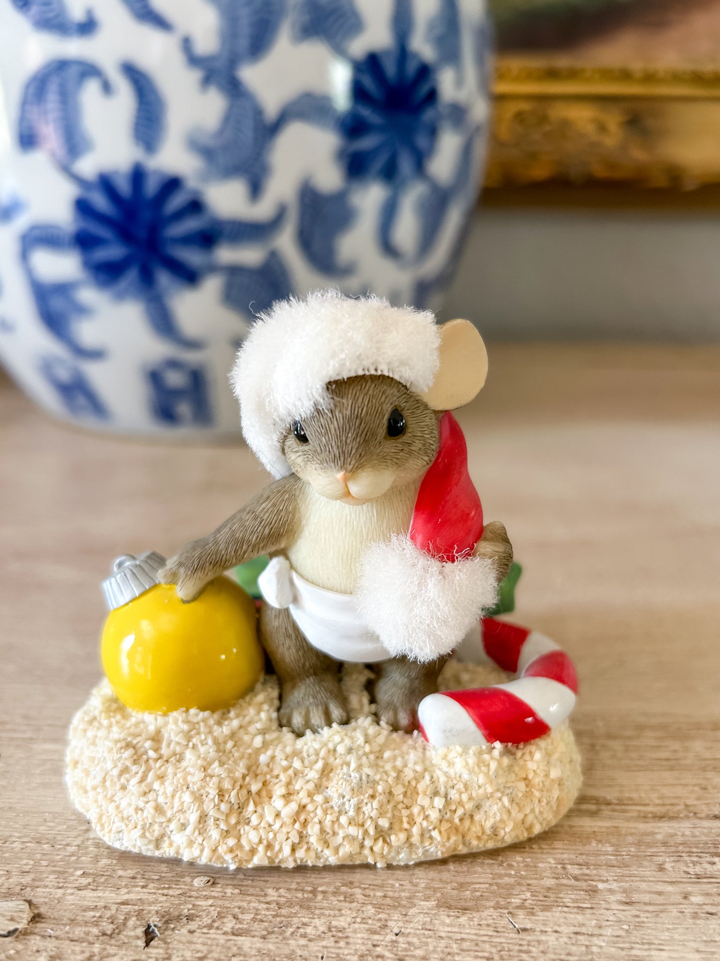 LIMITED EDITION Charming Tails Figurine "Baby's First Christmas