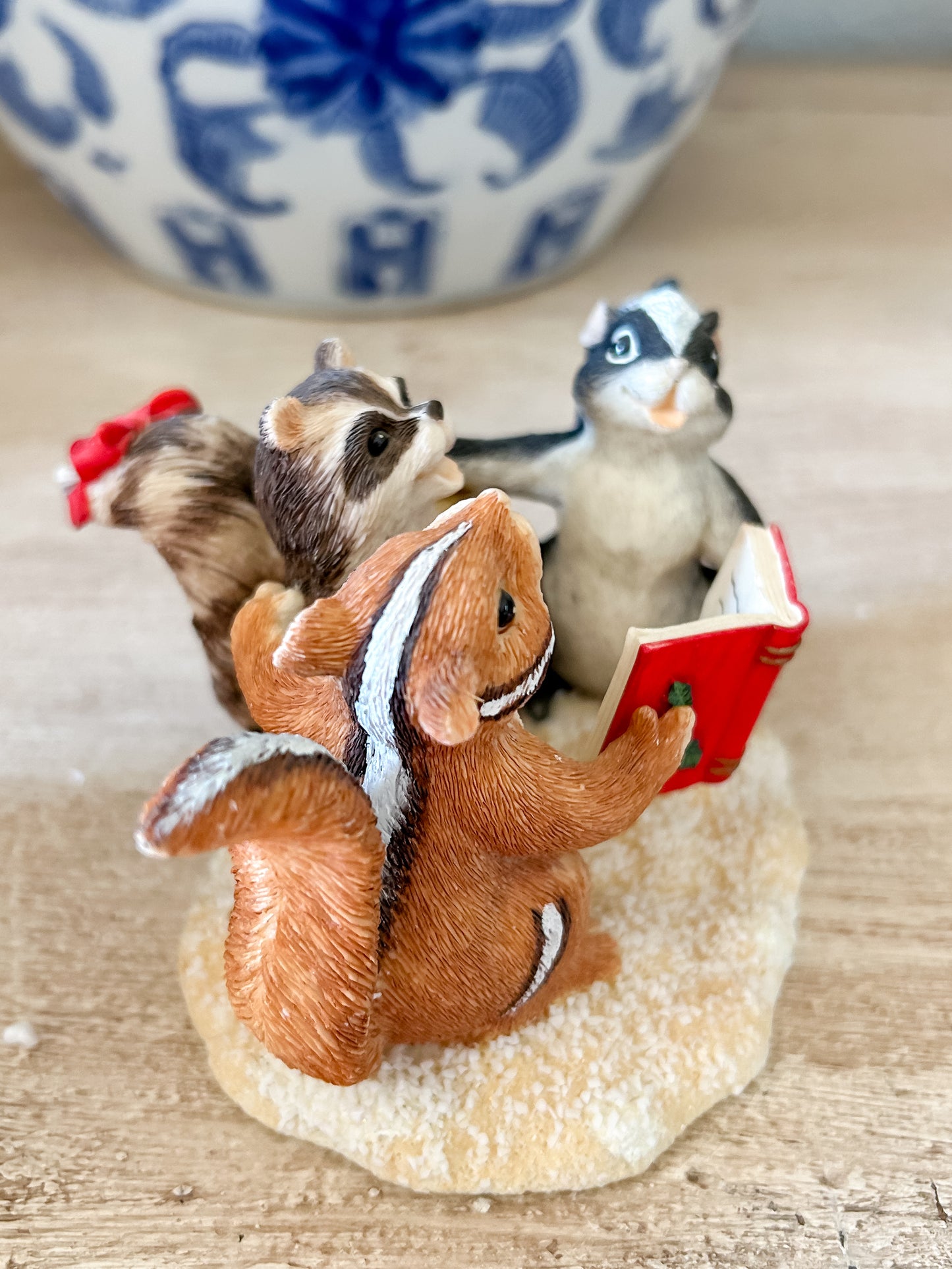 Charming Tails Figurine "A Christmas Trio"