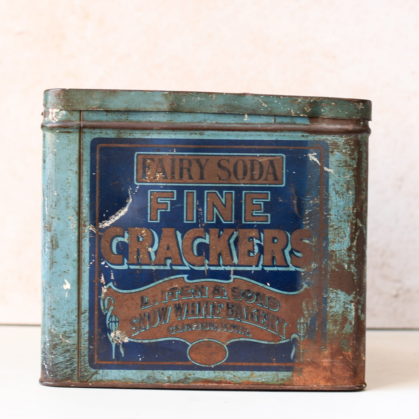 Fairy Fine Soda Cracker Tin